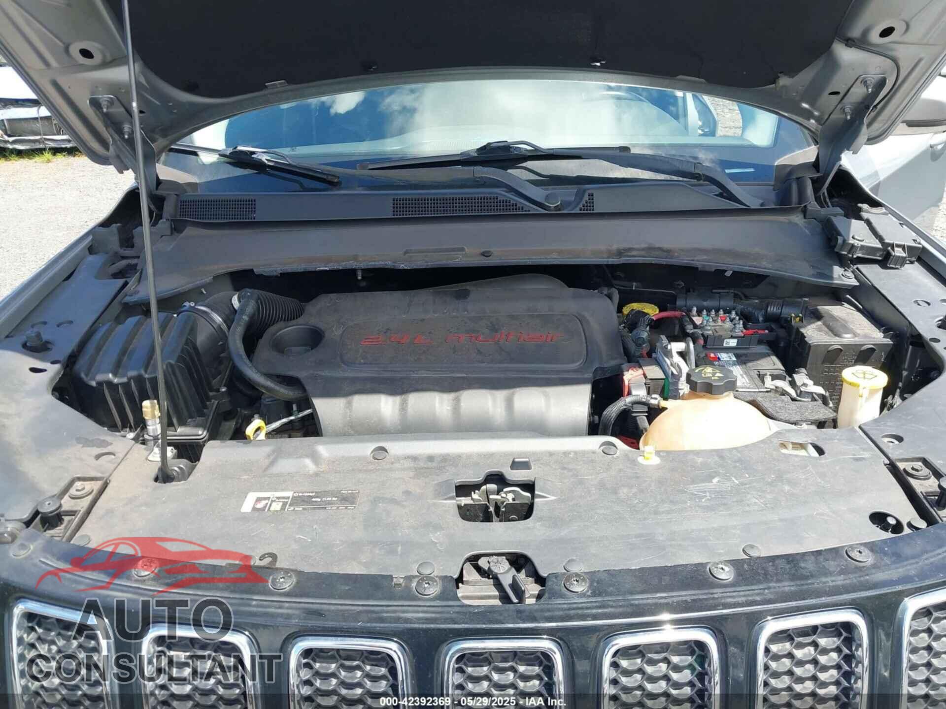 JEEP NEW COMPASS 2017 - 3C4NJDCB2HT666475