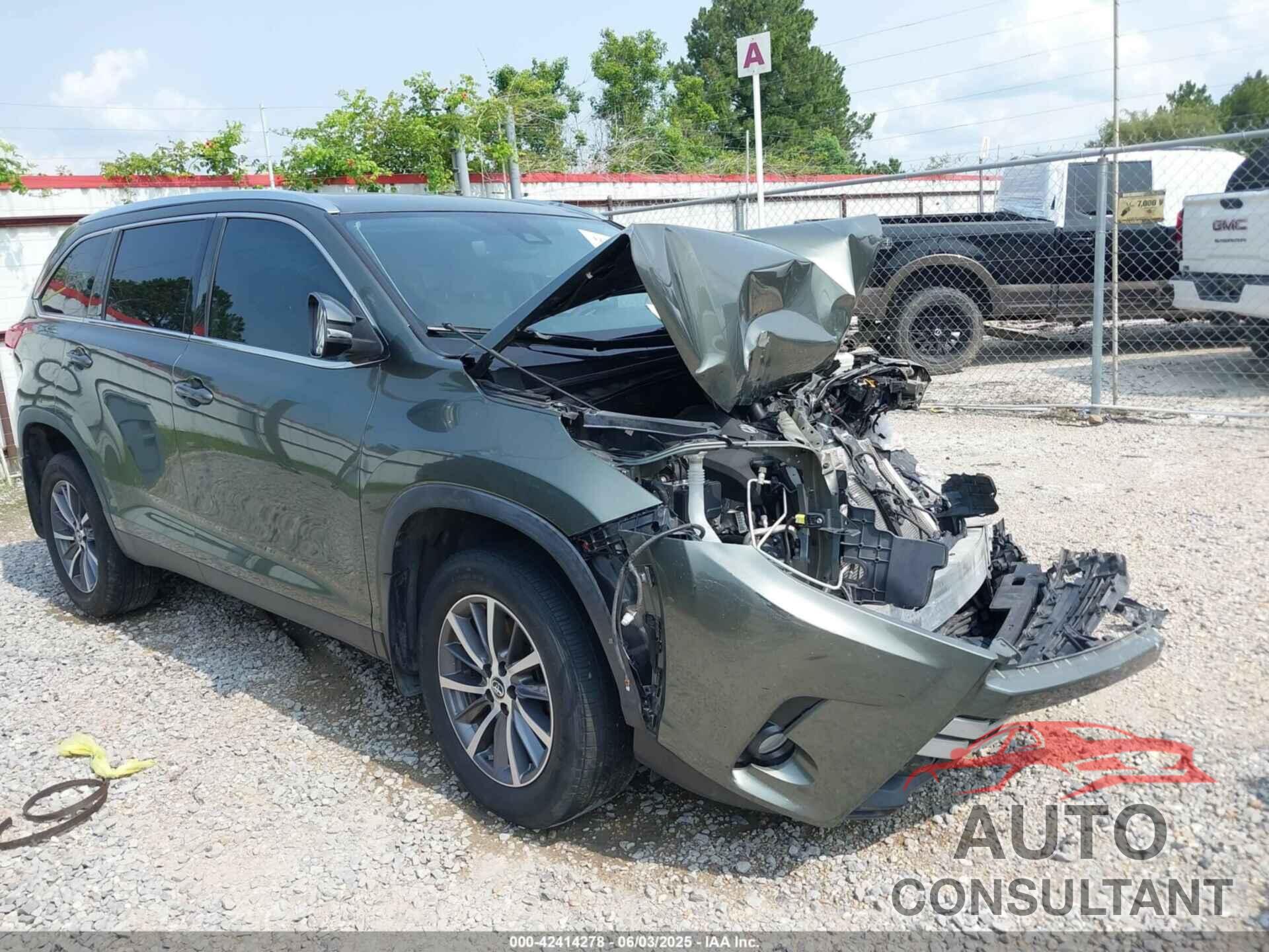 TOYOTA HIGHLANDER 2019 - 5TDKZRFH1KS327006