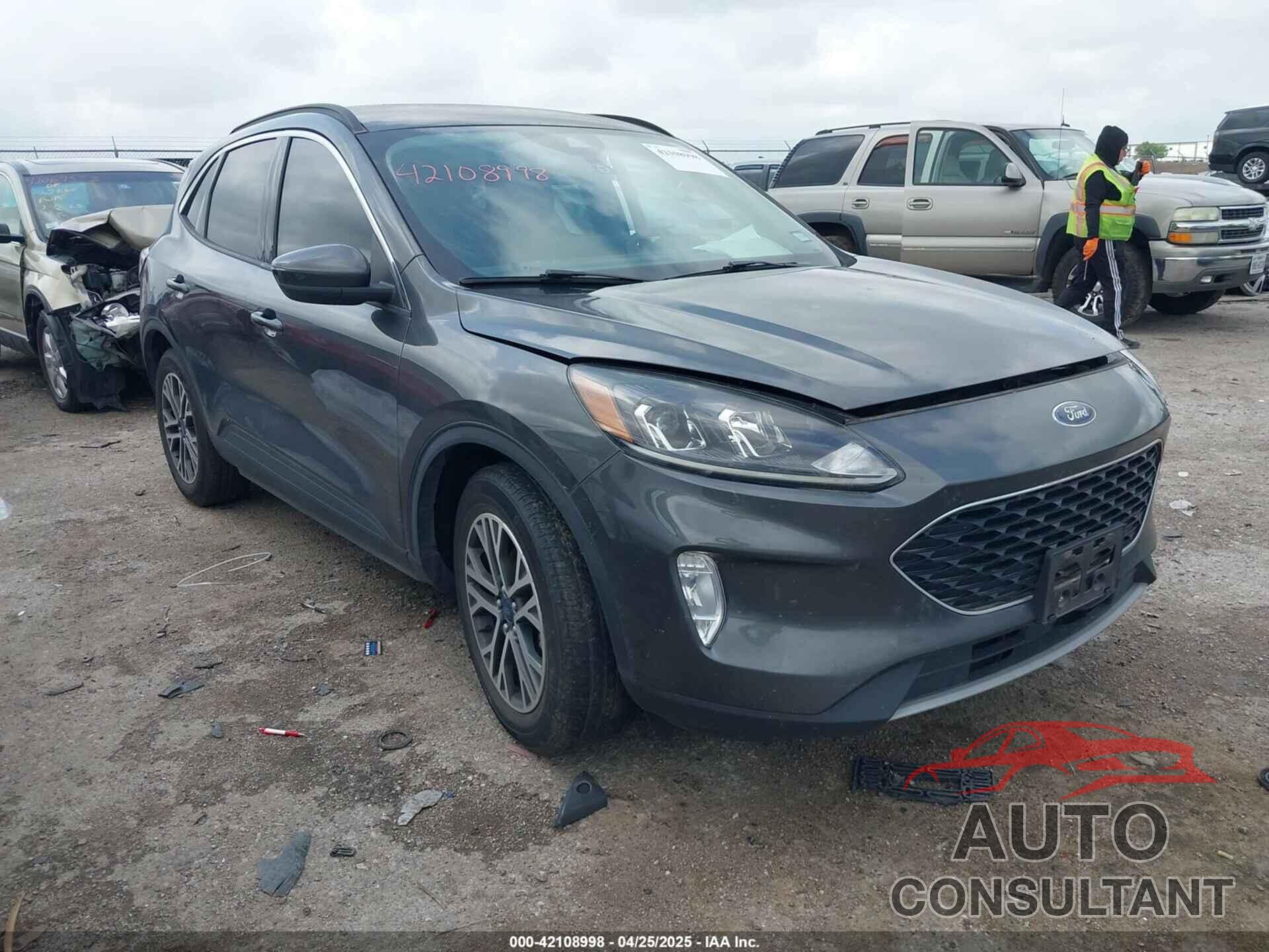 FORD ESCAPE 2020 - 1FMCU0H65LUB65772
