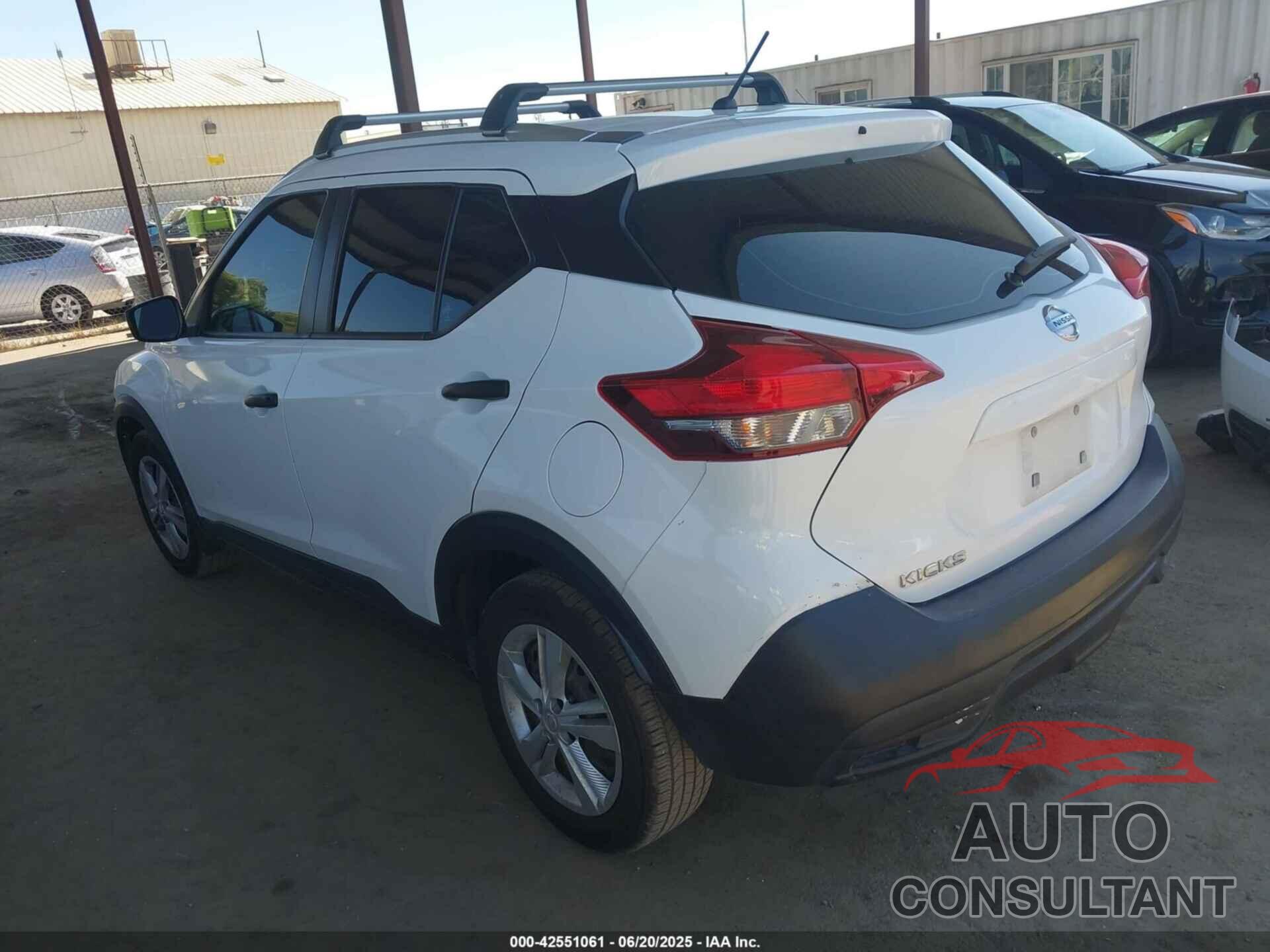 NISSAN KICKS 2018 - 3N1CP5CU3JL528093