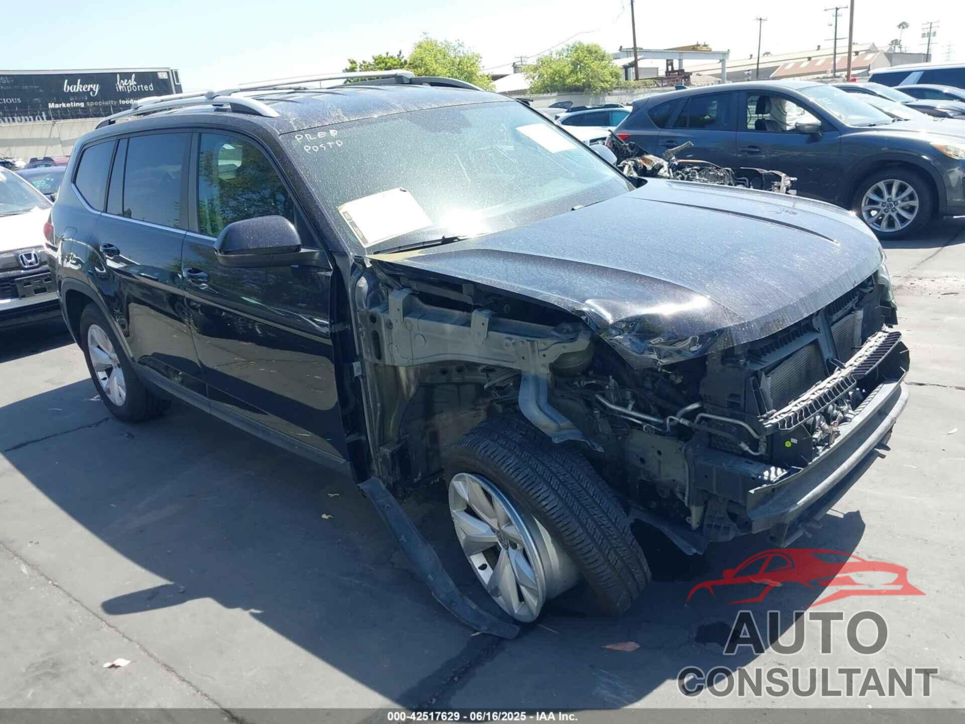 VOLKSWAGEN ATLAS 2018 - 1V2CR2CA5JC571436