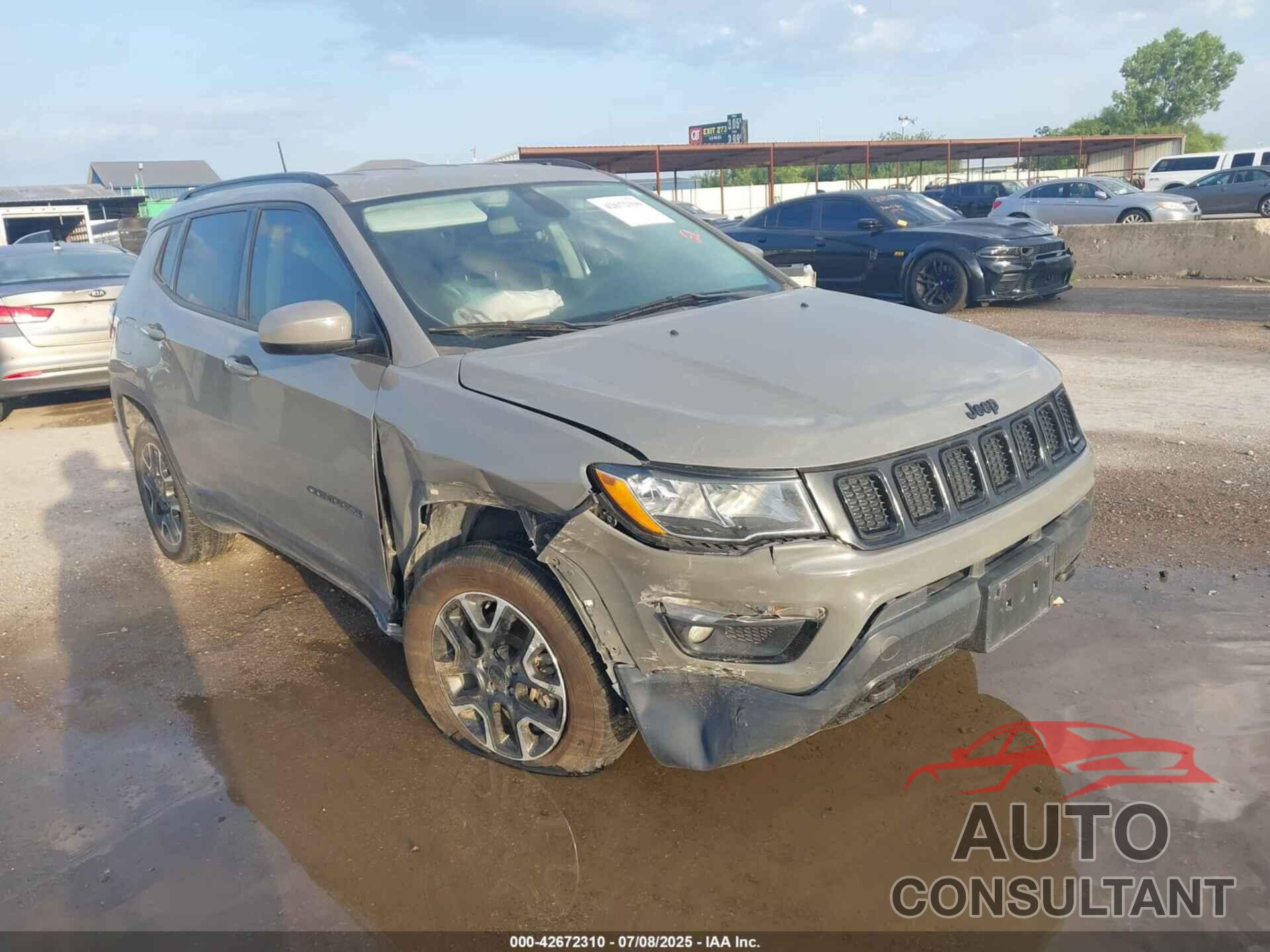 JEEP COMPASS 2019 - 3C4NJDAB5KT847029