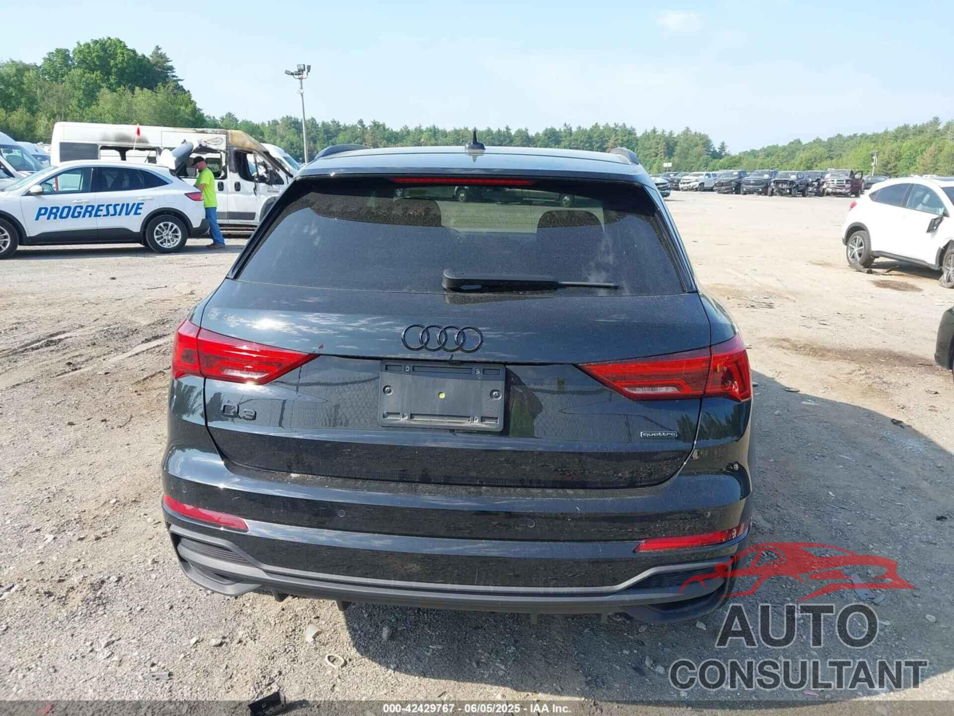 AUDI Q3 2023 - WA1DECF39P1111196