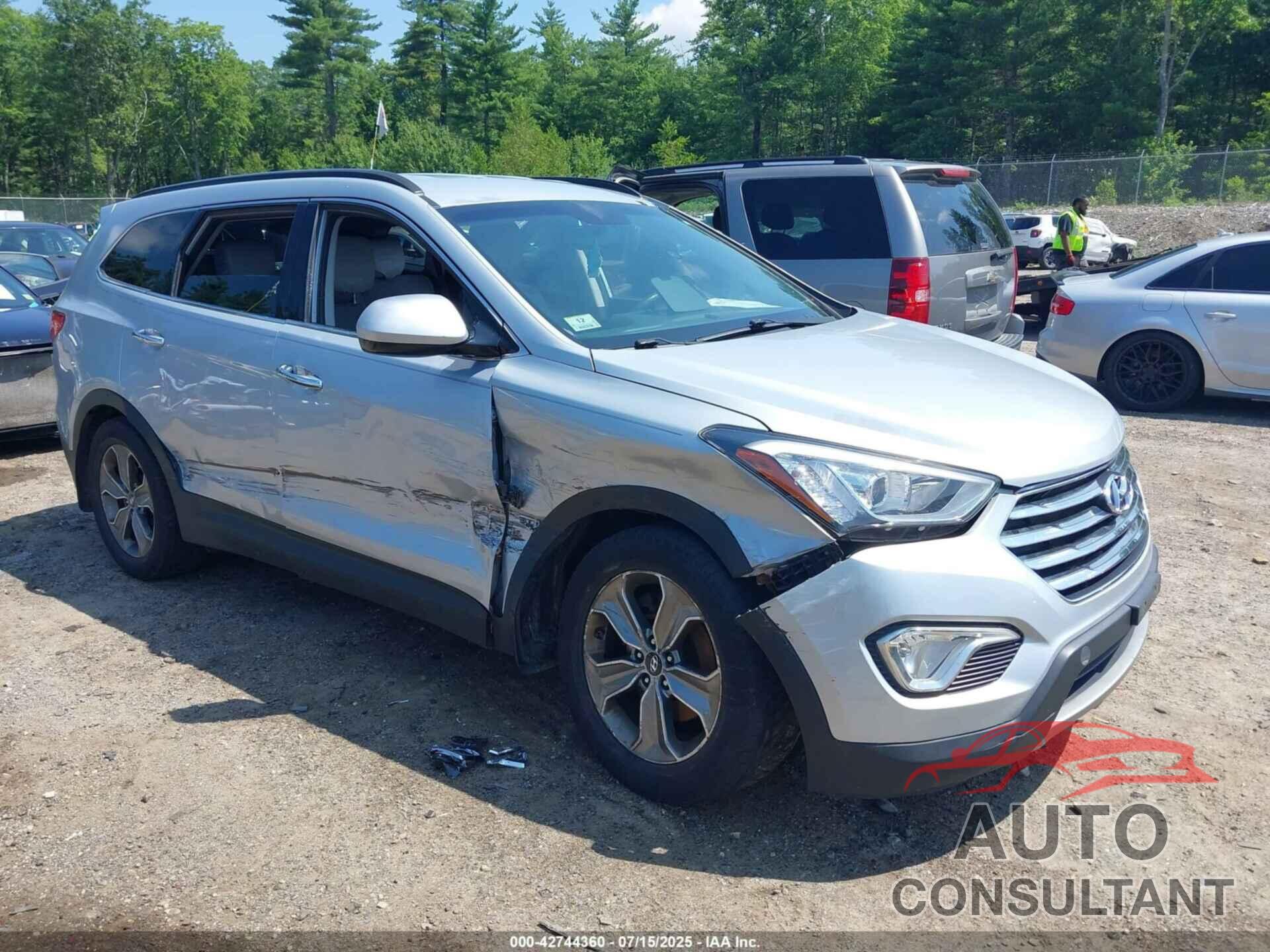 HYUNDAI SANTA FE 2015 - KM8SMDHFXFU114131