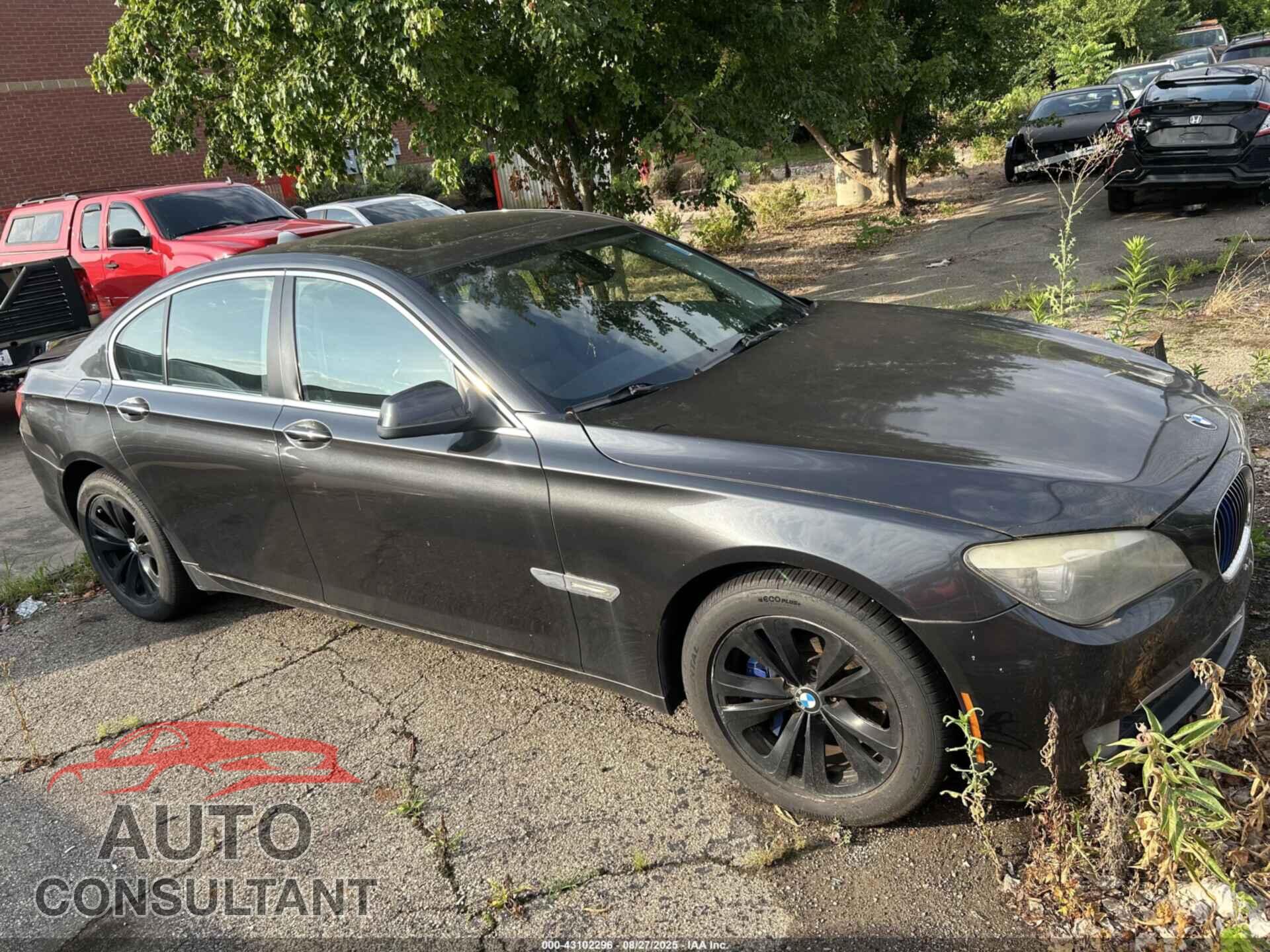 BMW 740I 2011 - WBAKA4C59BC392172