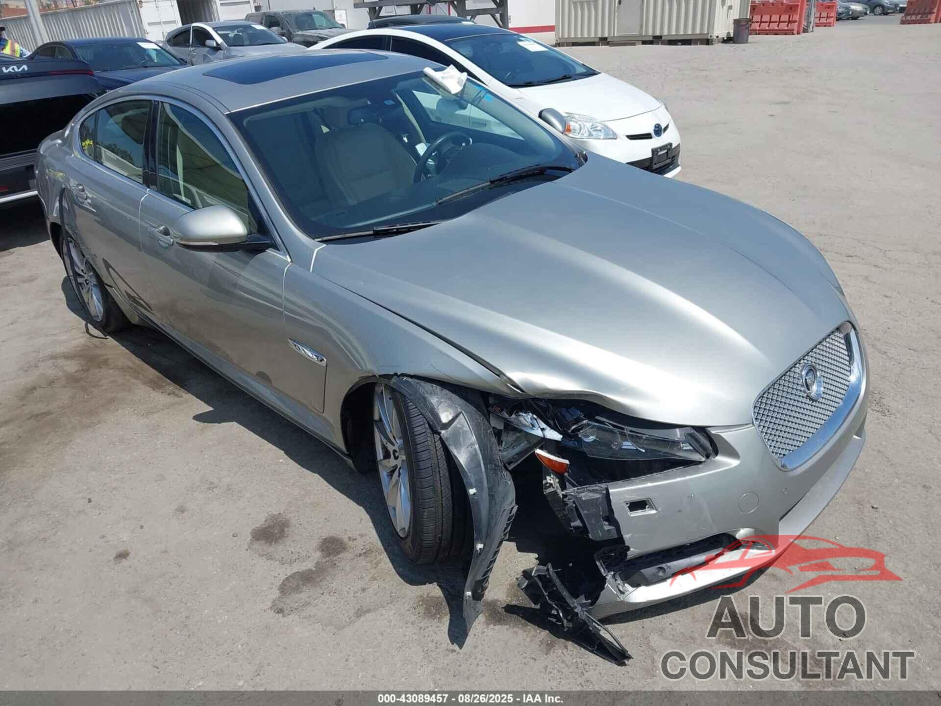 JAGUAR XF 2013 - SAJWA0ES7DPS68348