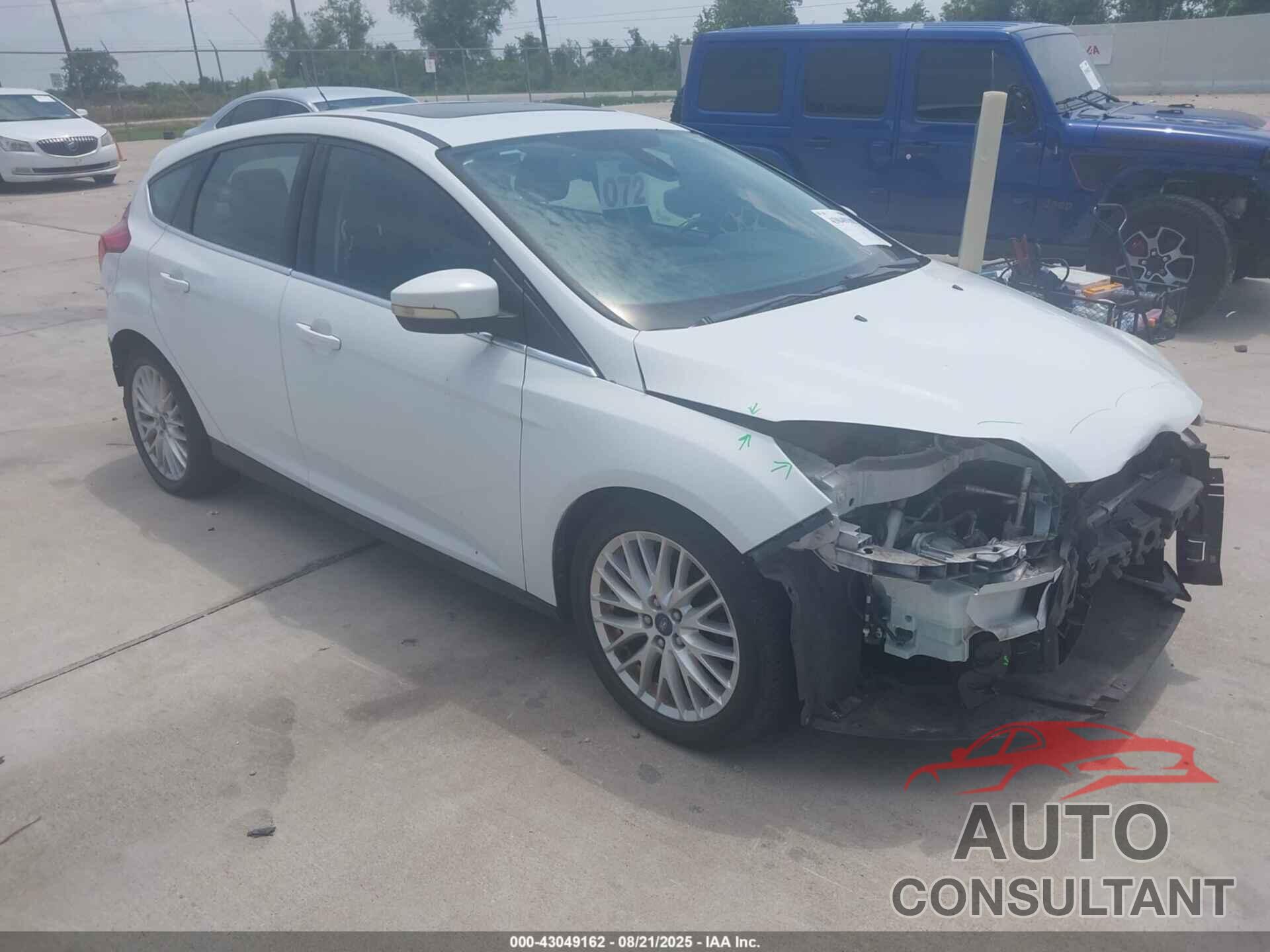 FORD FOCUS 2012 - 1FAHP3M26CL177303