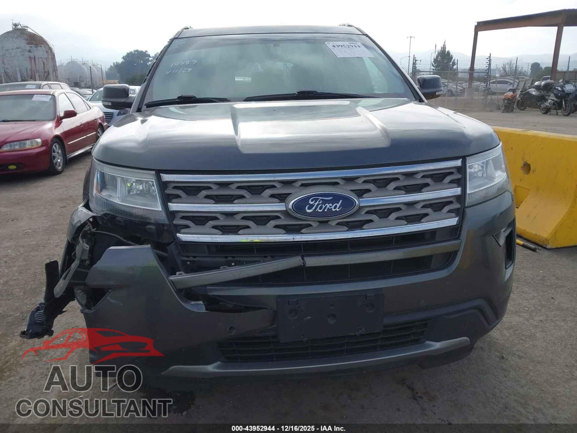 FORD EXPLORER 2018 - 1FM5K7D8XJGB57094