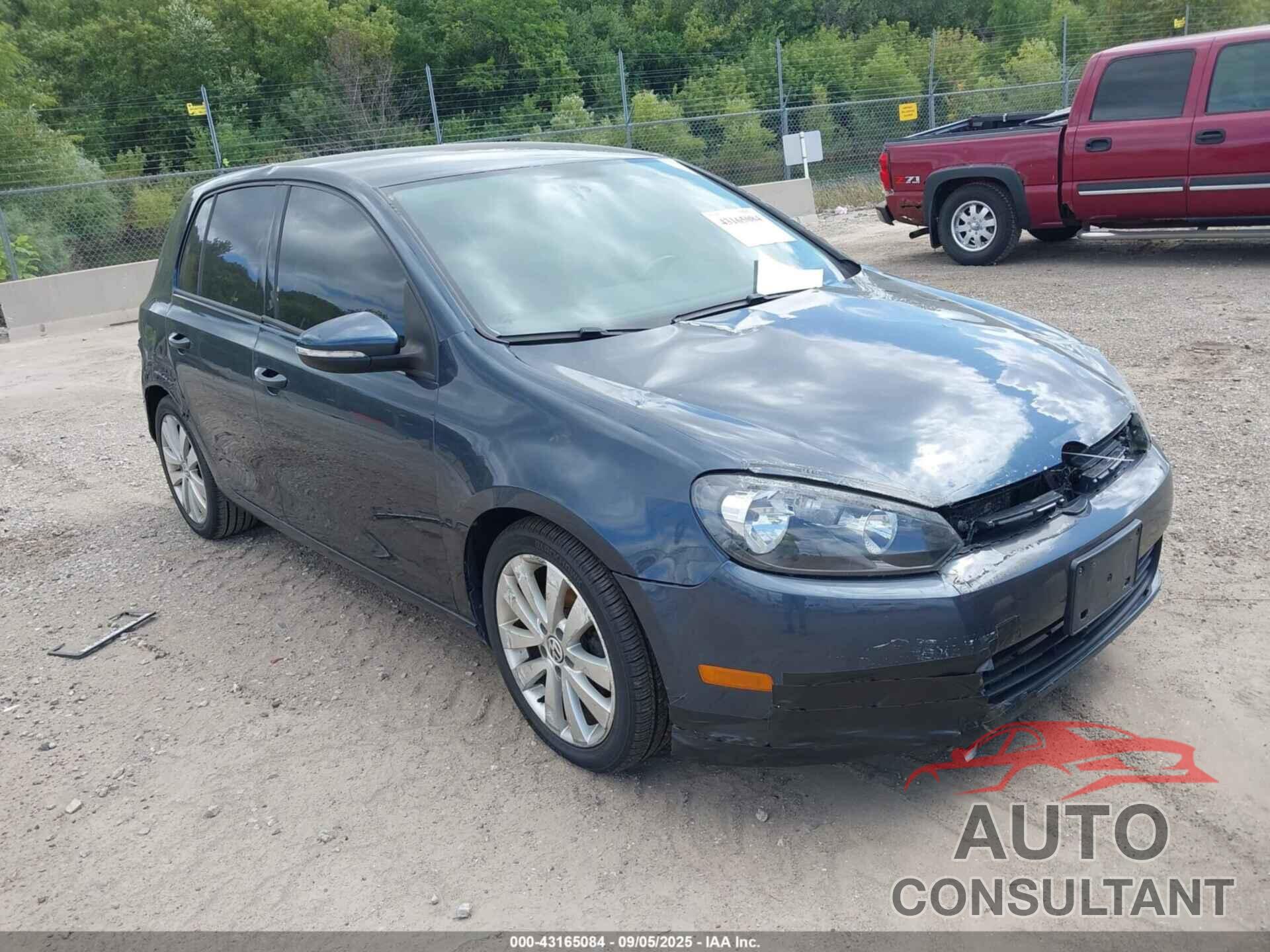 VOLKSWAGEN GOLF 2011 - WVWNM7AJ8BW011502