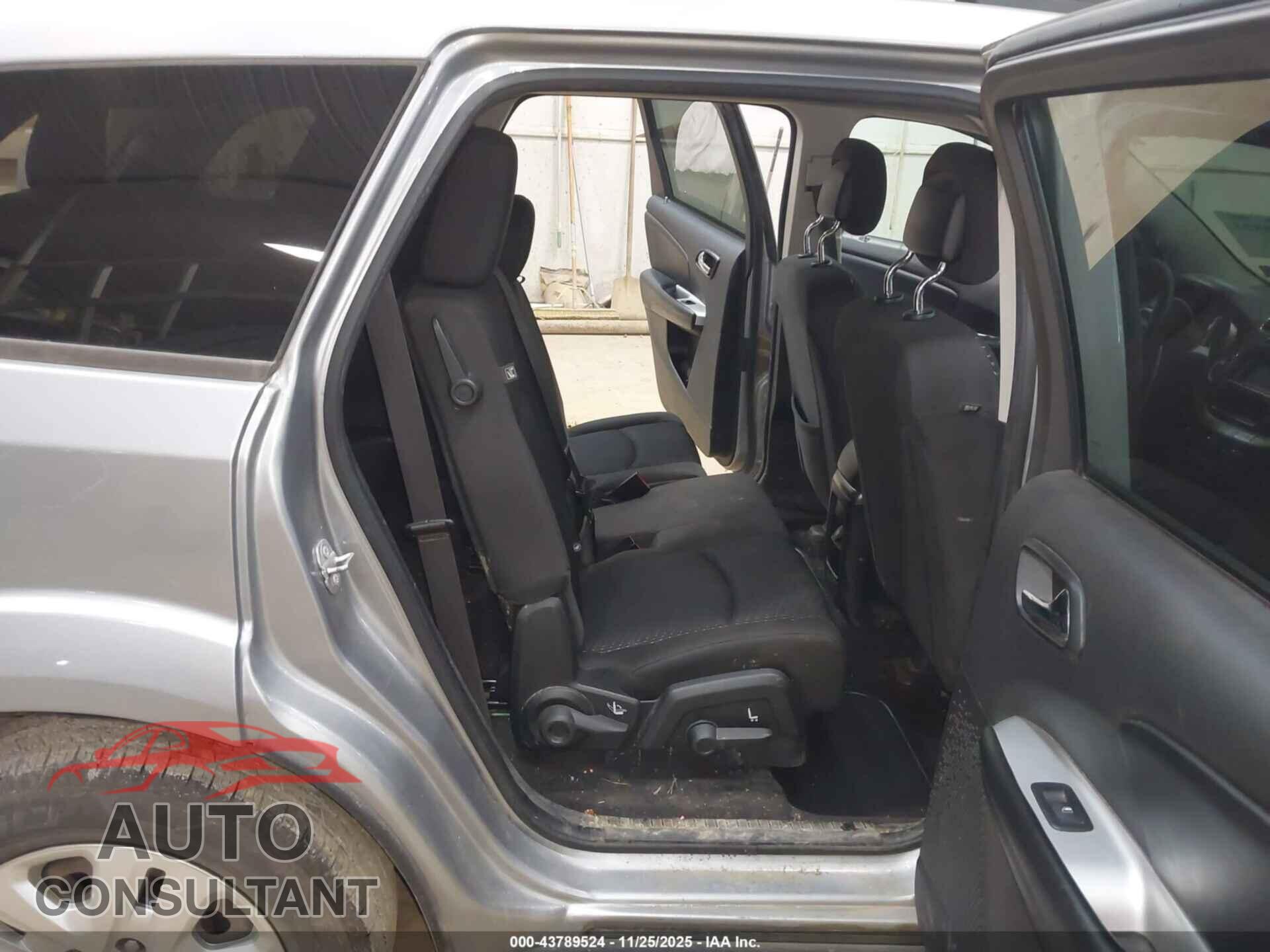 DODGE JOURNEY 2017 - 3C4PDCAB9HT677776