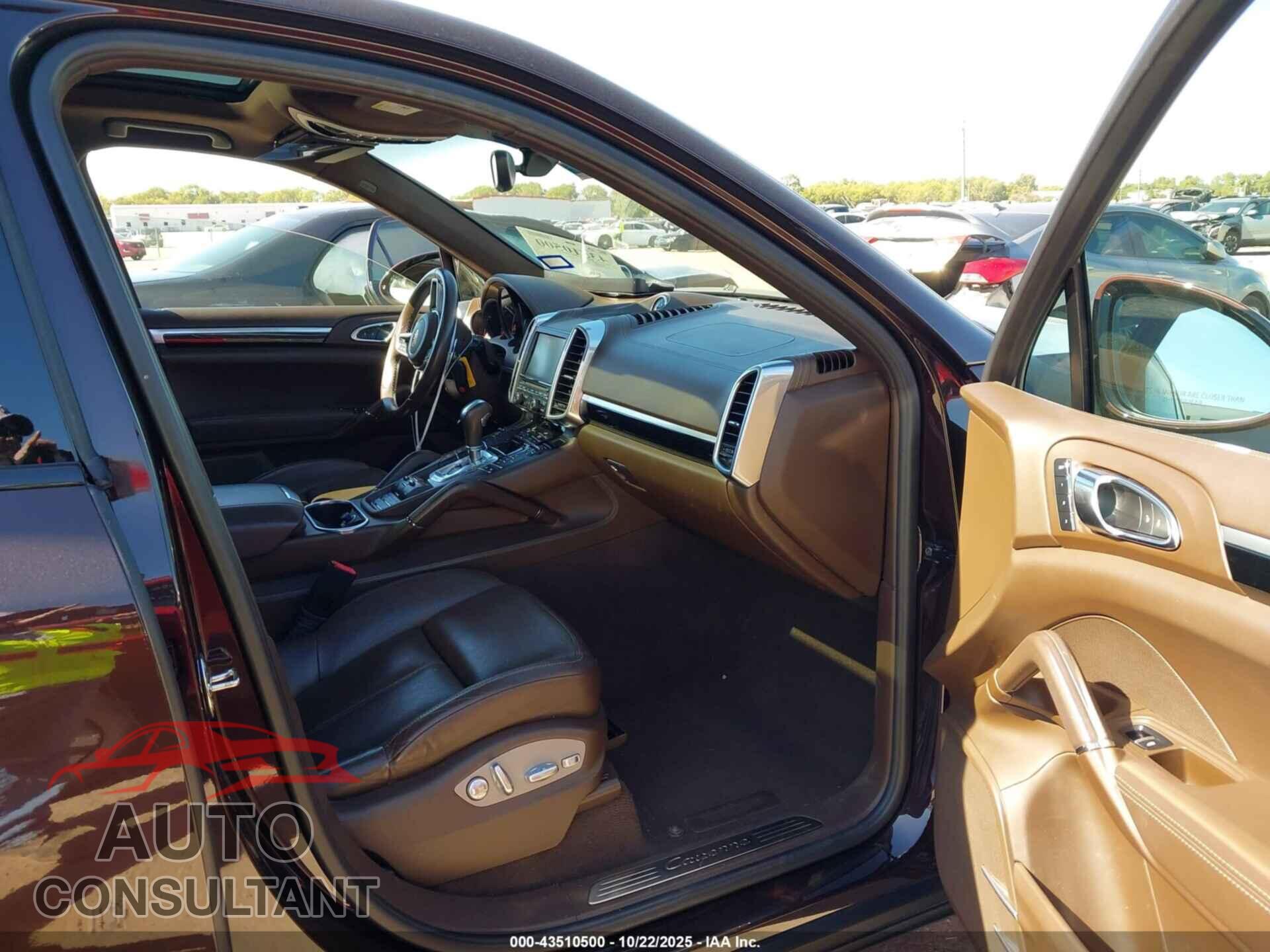 PORSCHE CAYENNE 2015 - WP1AF2A2XFLA40879