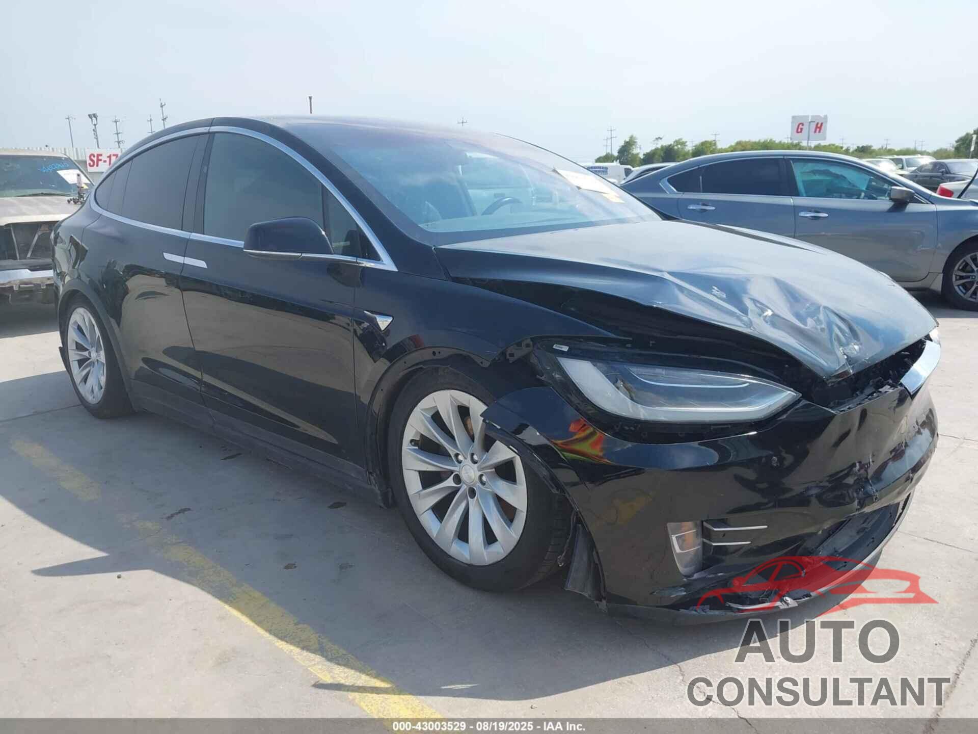 TESLA MODEL X 2017 - 5YJXCBE28HF043784