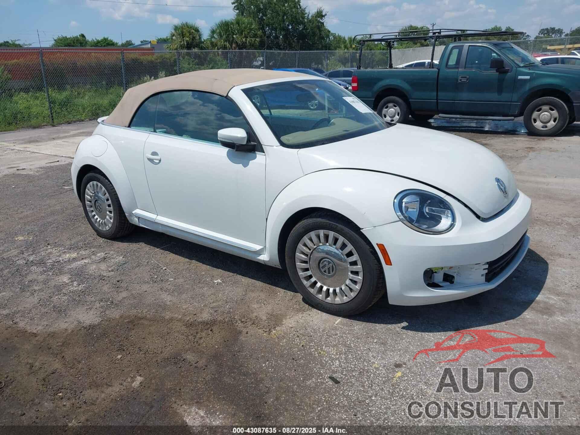VOLKSWAGEN BEETLE 2015 - 3VW517ATXFM811876