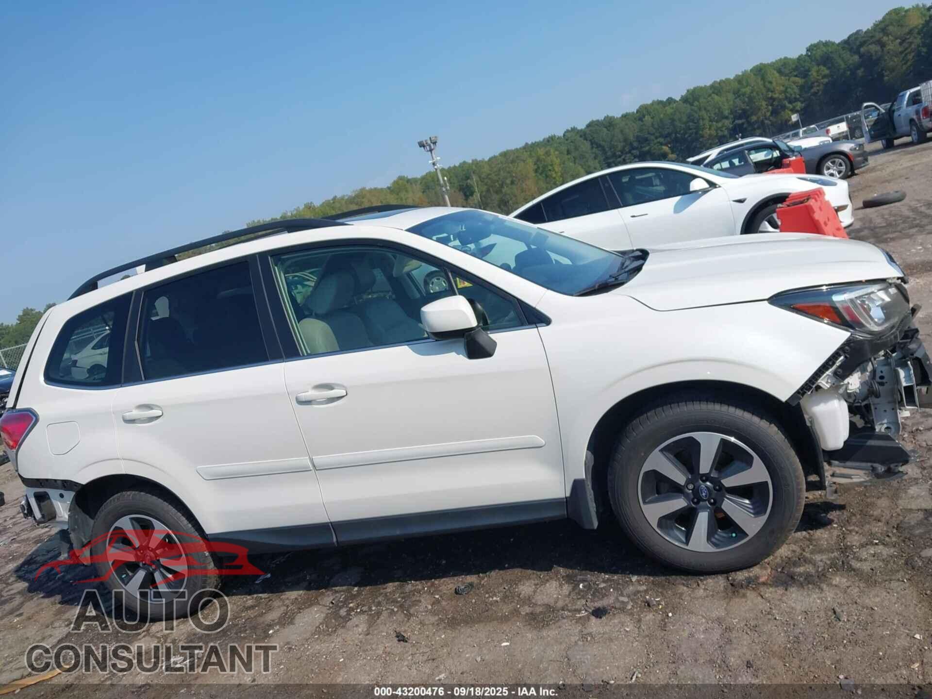 SUBARU FORESTER 2017 - JF2SJARC1HH529075