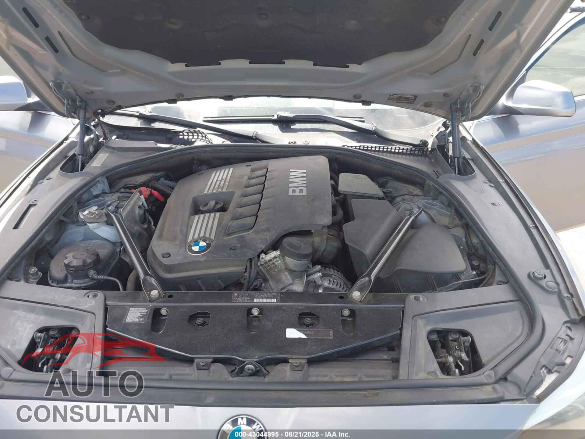 BMW 528I 2011 - WBAFR1C53BC749807