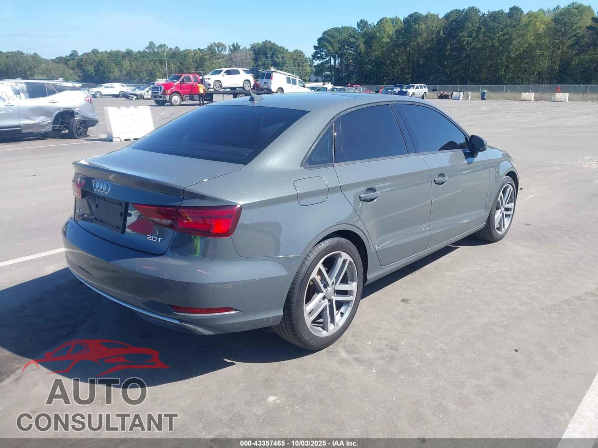 AUDI A3 2017 - WAUAUGFF7H1069378