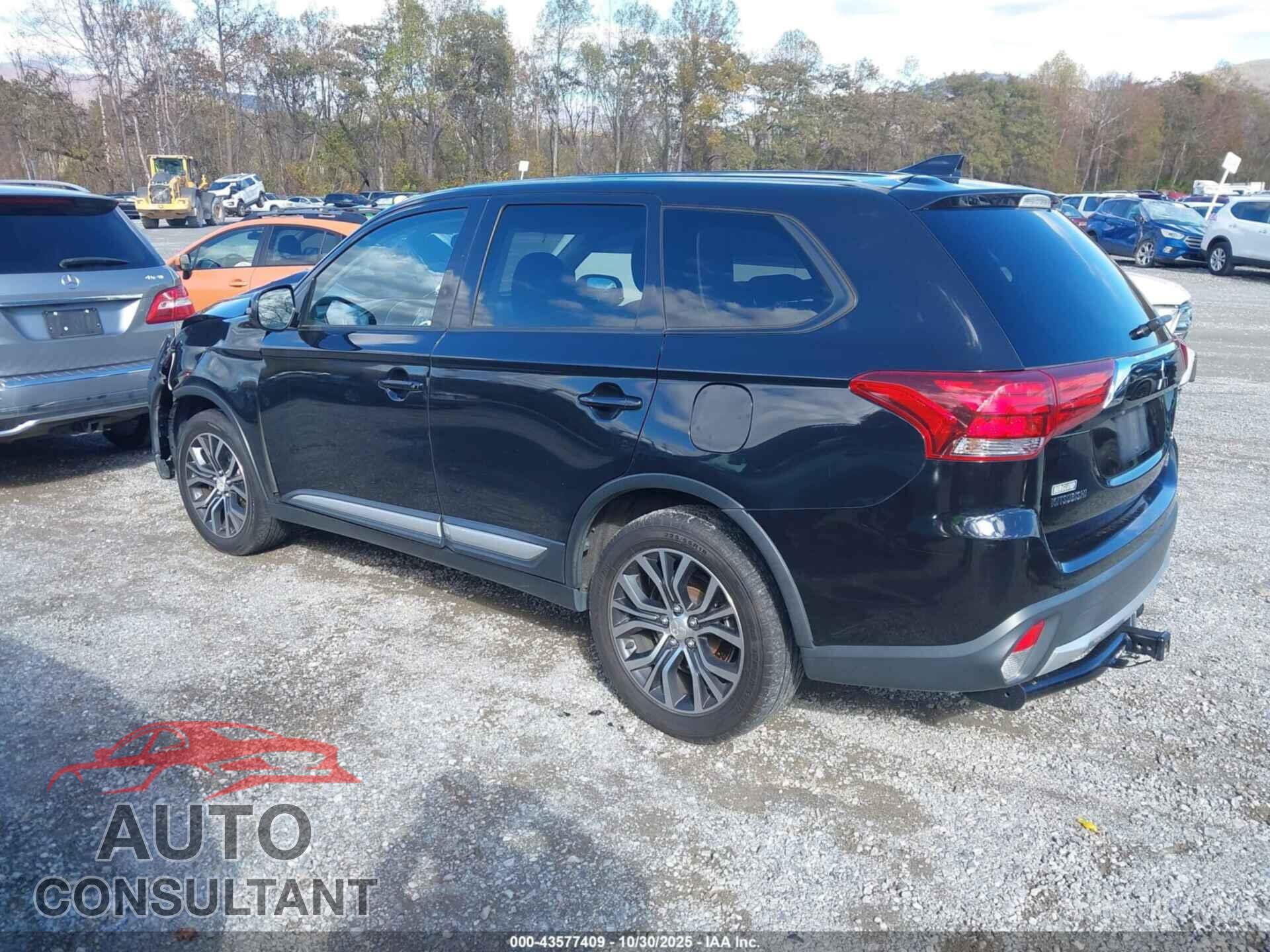 MITSUBISHI OUTLANDER 2018 - JA4AZ3A39JJ003473