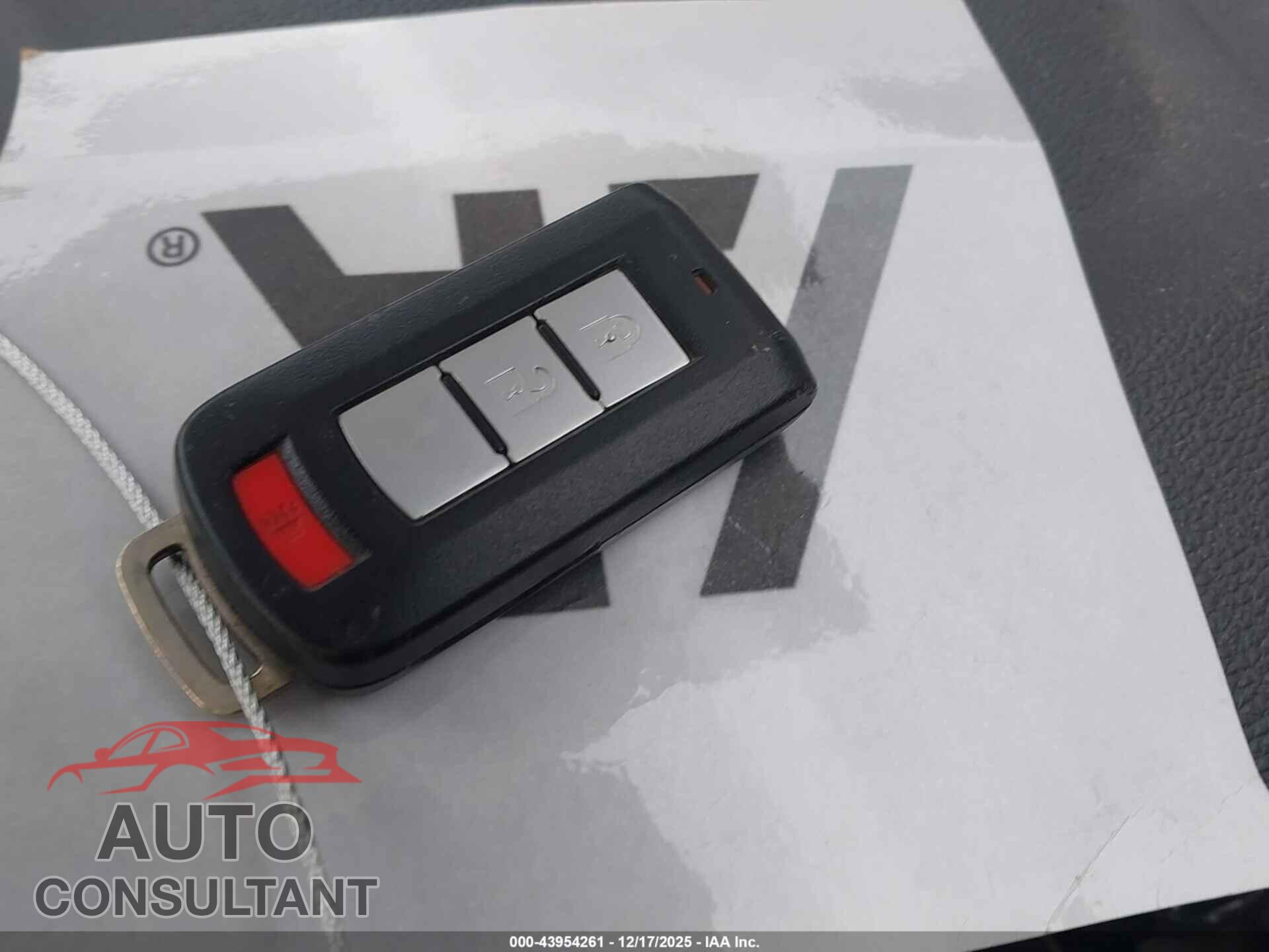 MITSUBISHI ECLIPSE CROSS 2020 - JA4AT5AA5LZ013868