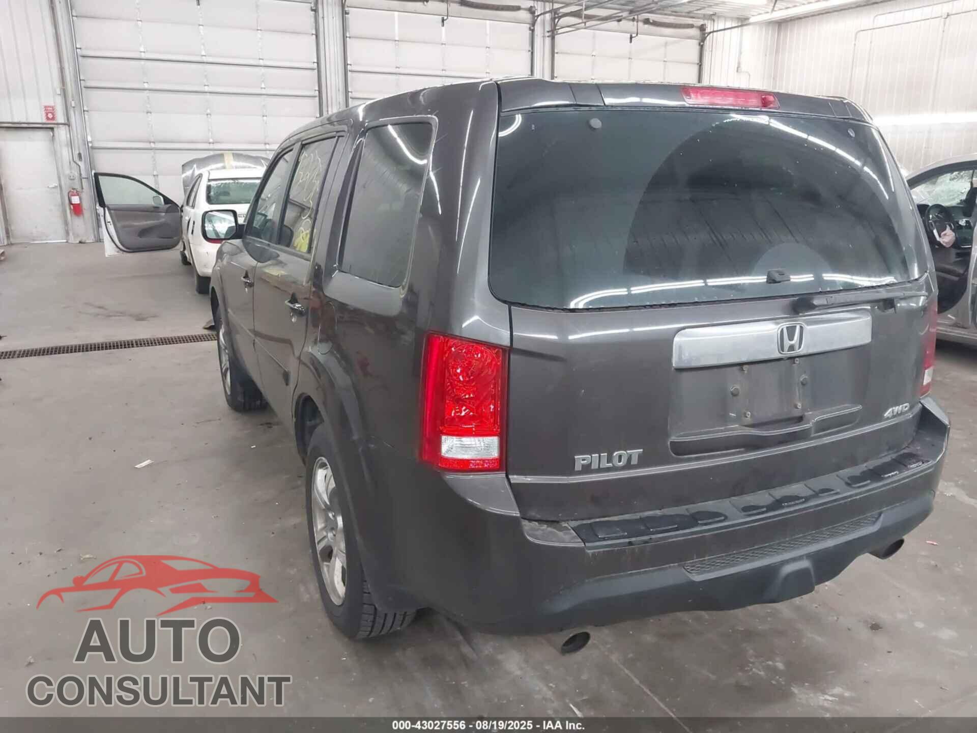 HONDA PILOT 2012 - 5FNYF4H52CB083011