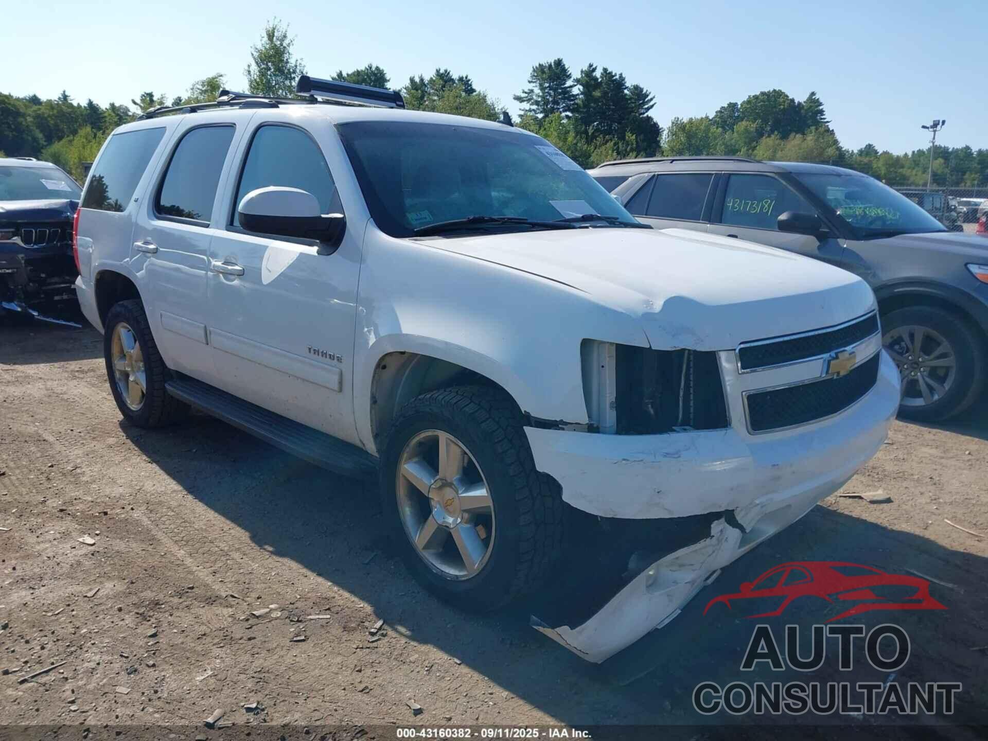 CHEVROLET TAHOE 2013 - 1GNSKBE01DR167578