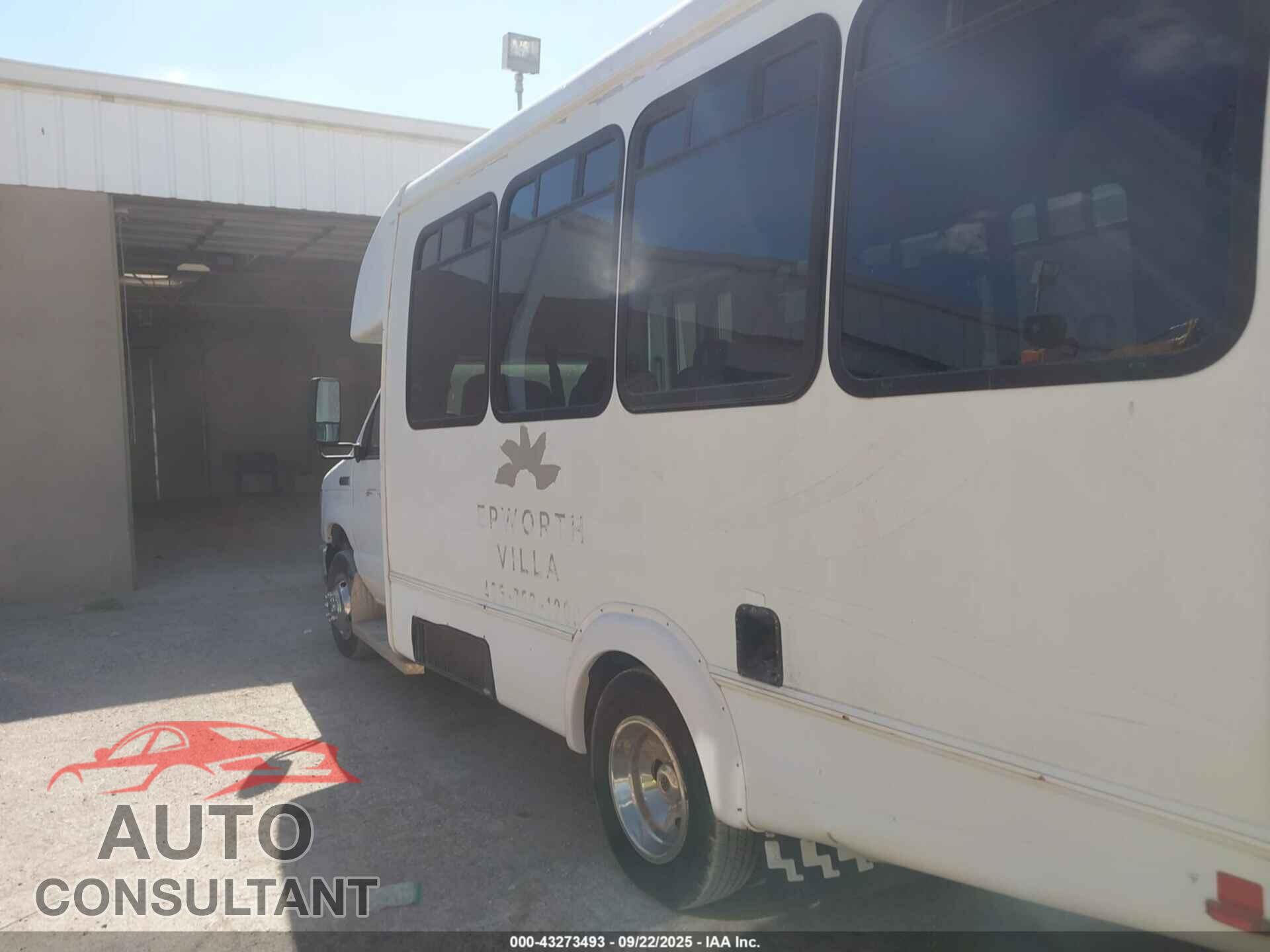 FORD E-350 CUTAWAY 2011 - 1FDEE3FSXBDA22807