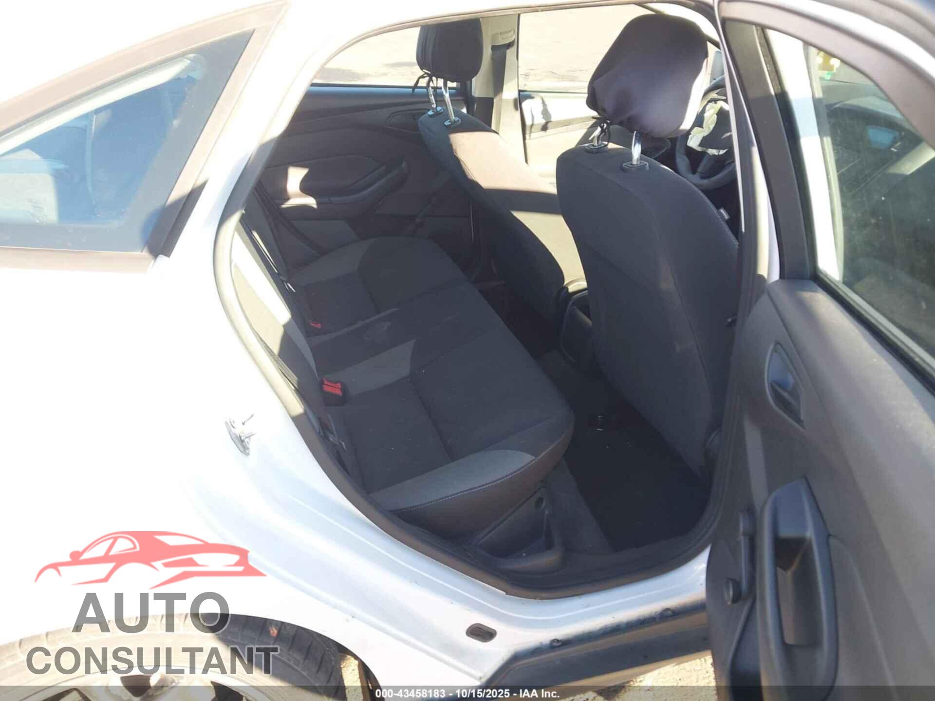 FORD FOCUS 2012 - 1FAHP3E25CL205025
