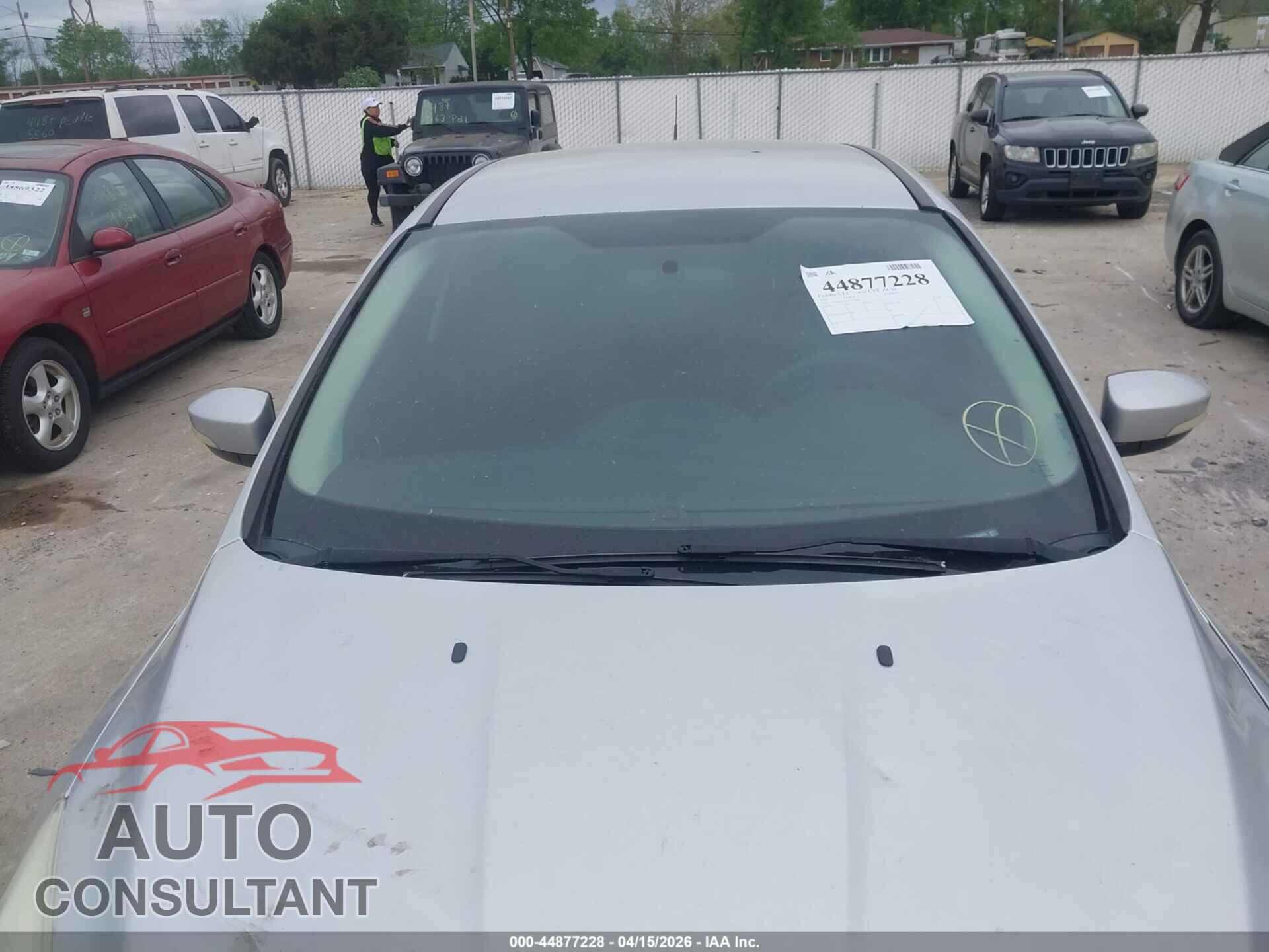 FORD FOCUS 2017 - 1FADP3F2XHL324693
