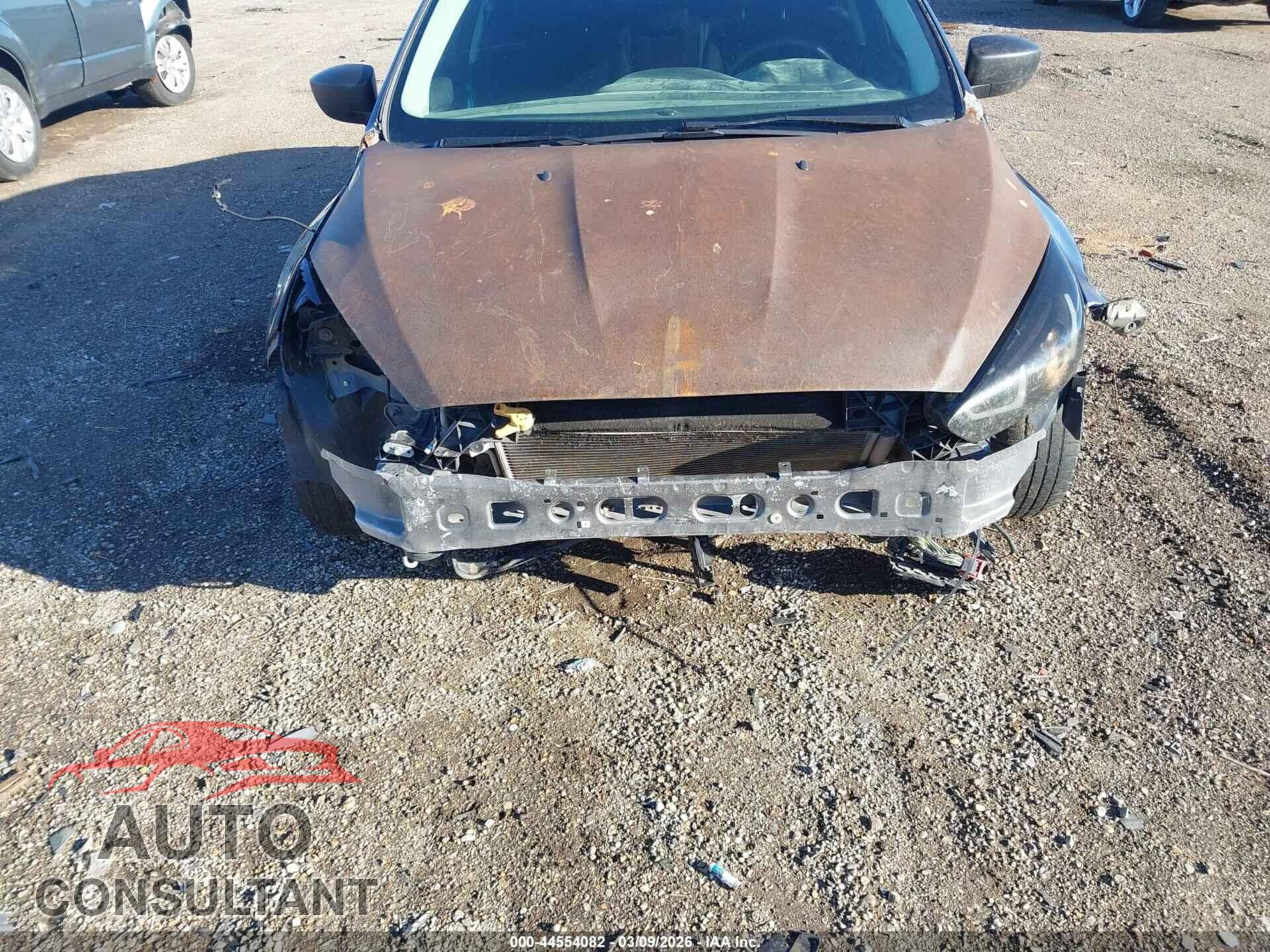 FORD FOCUS 2017 - 1FADP3E2XHL347943