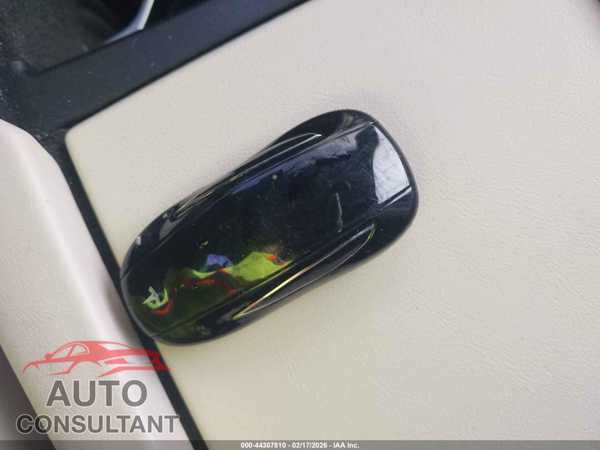 TESLA MODEL X 2020 - 5YJXCBE21LF250168
