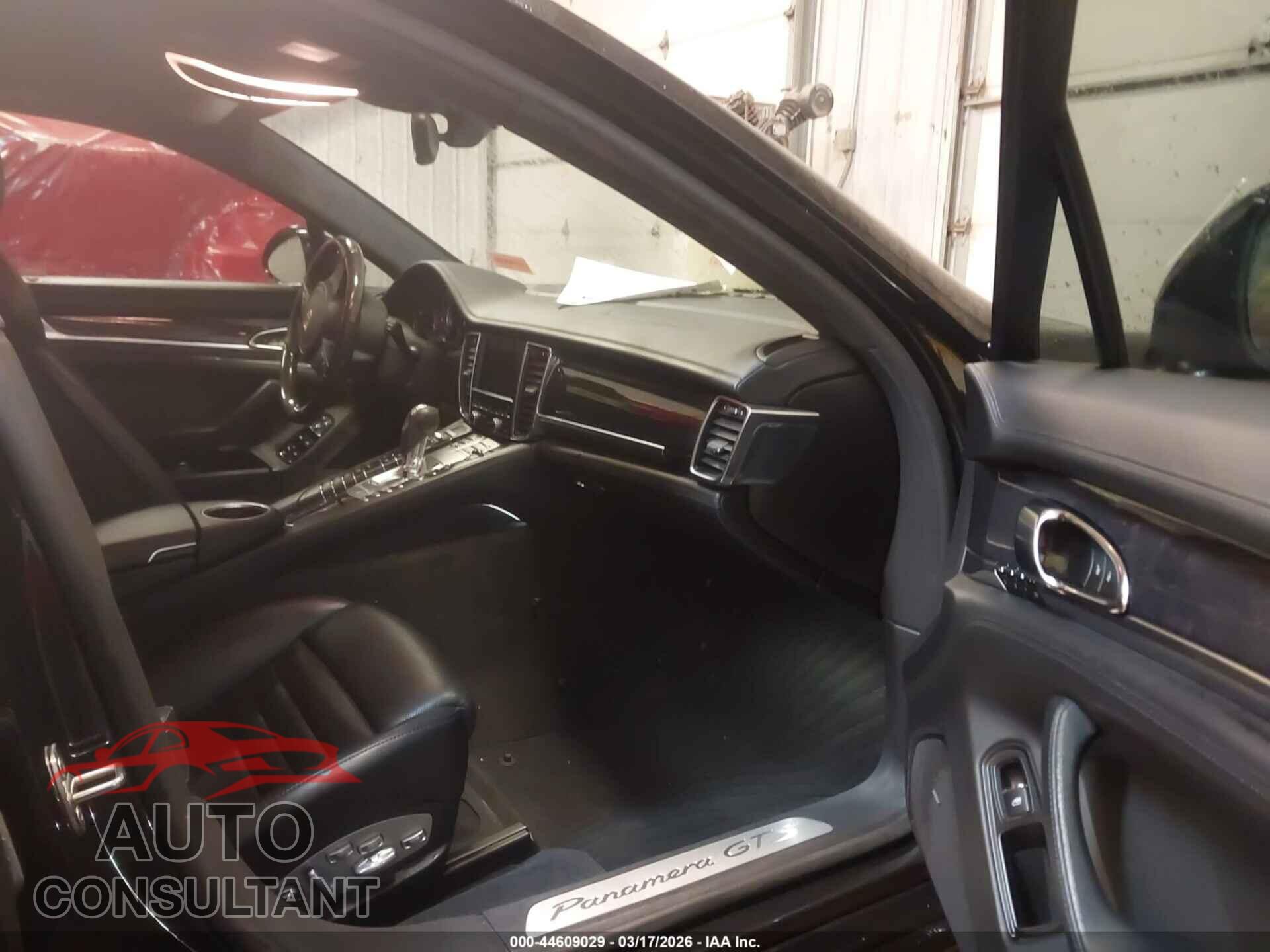 PORSCHE PANAMERA 2014 - WP0AF2A77EL083099