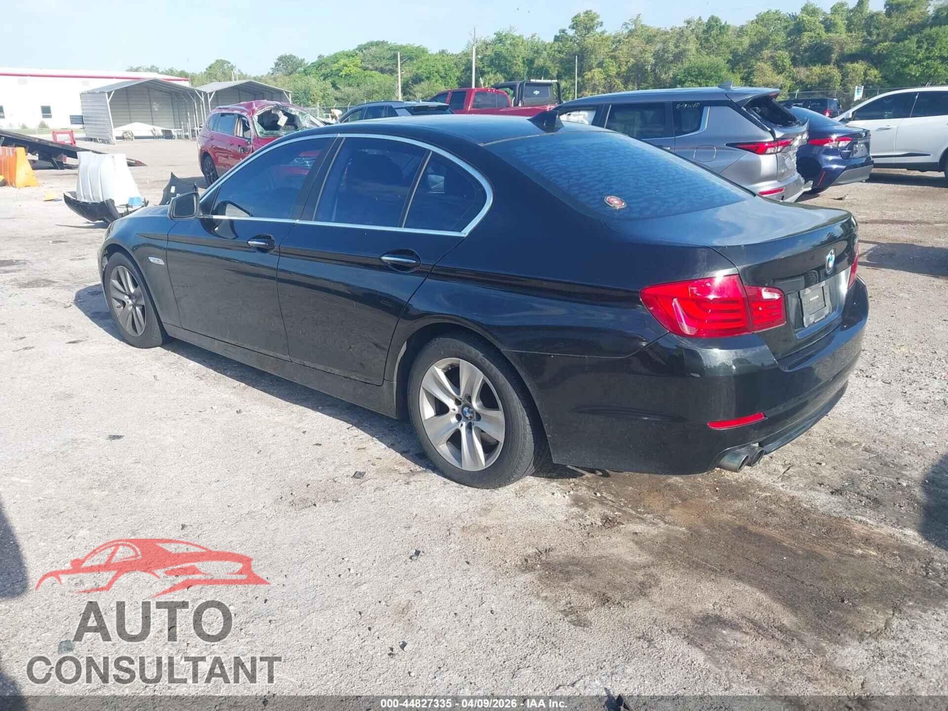 BMW 528I 2011 - WBAFR1C58BC736745