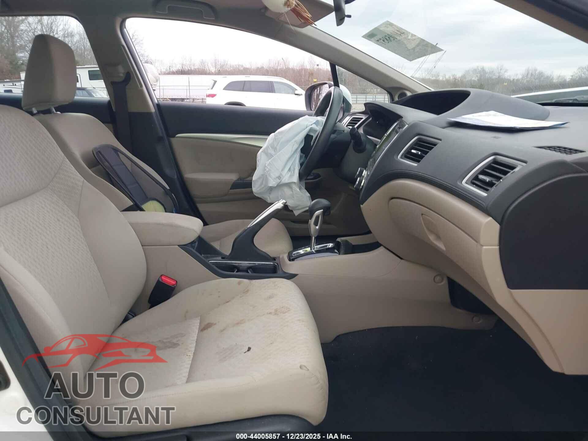 HONDA CIVIC 2014 - 2HGFB2F85EH537643