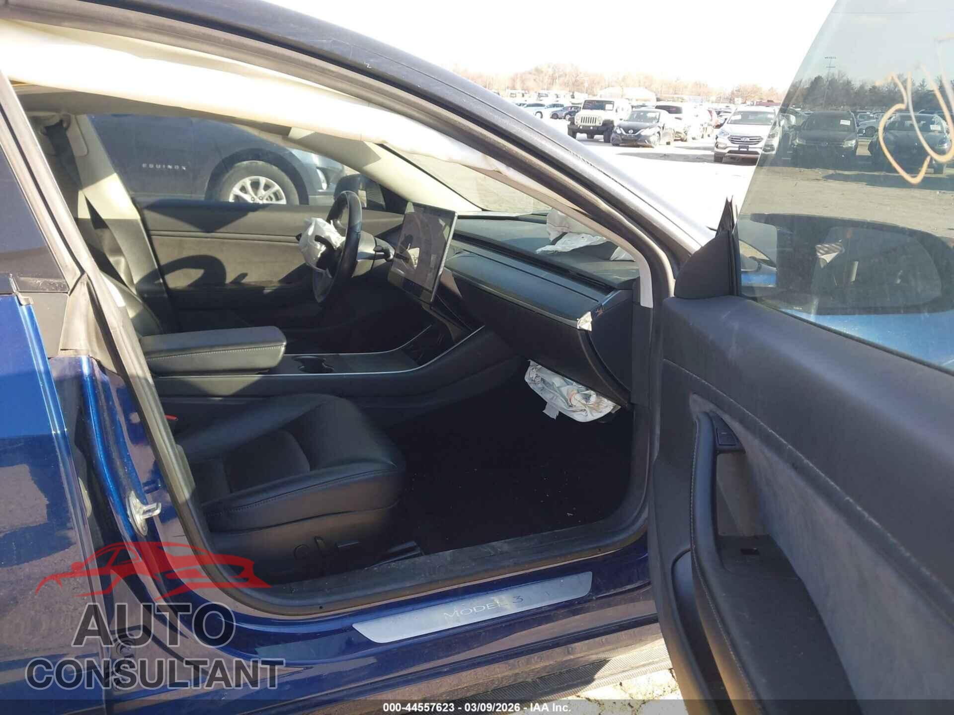 TESLA MODEL 3 2018 - 5YJ3E1EA8JF026113