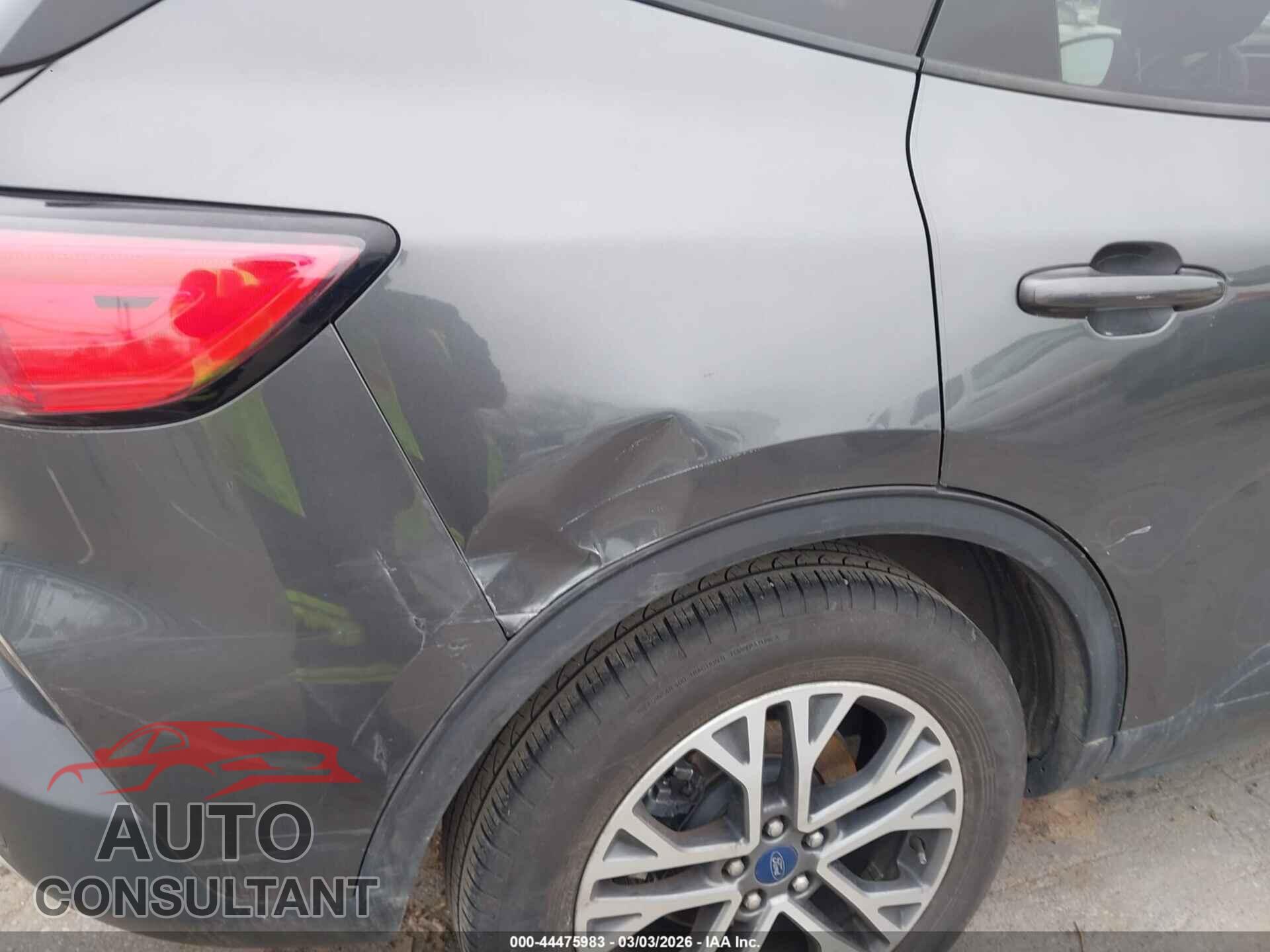 FORD ESCAPE 2020 - 1FMCU0H61LUA92643