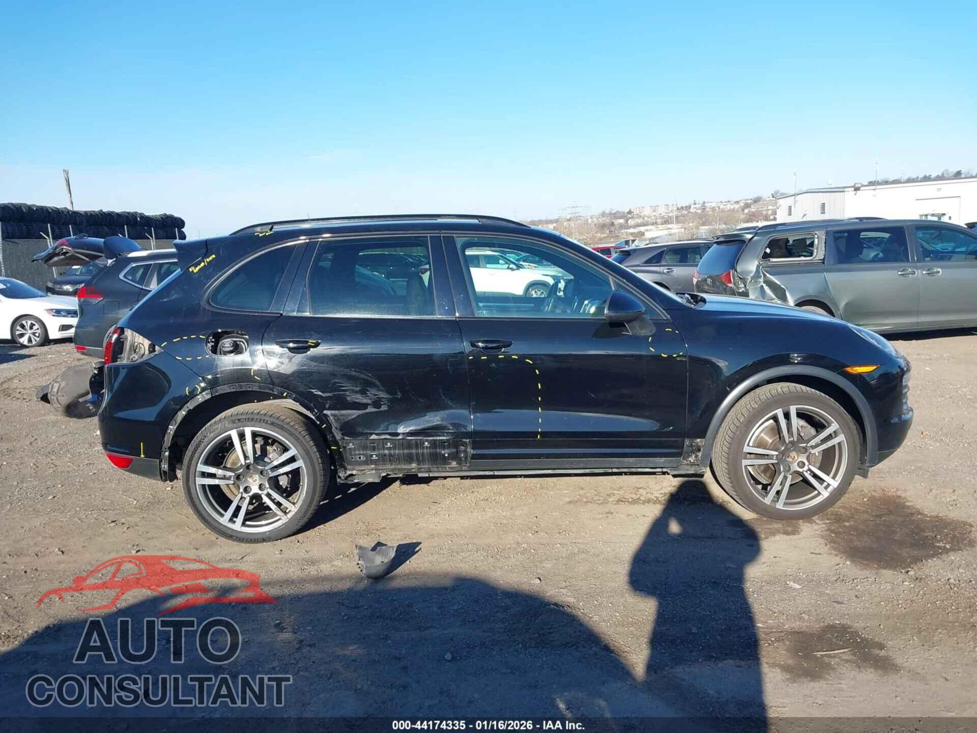 PORSCHE CAYENNE 2012 - WP1AA2A28CLA07308