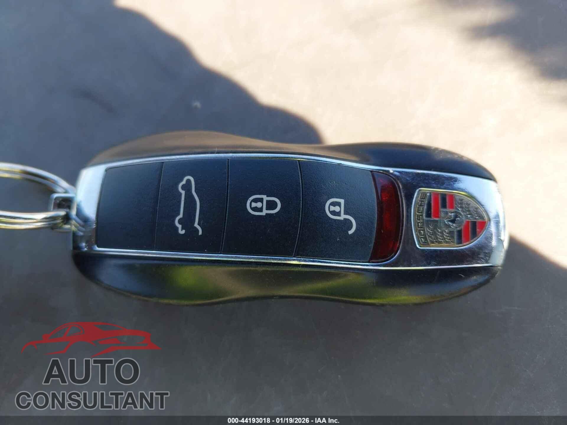 PORSCHE CAYENNE HYBRID 2012 - WP1AE2924CLA91992