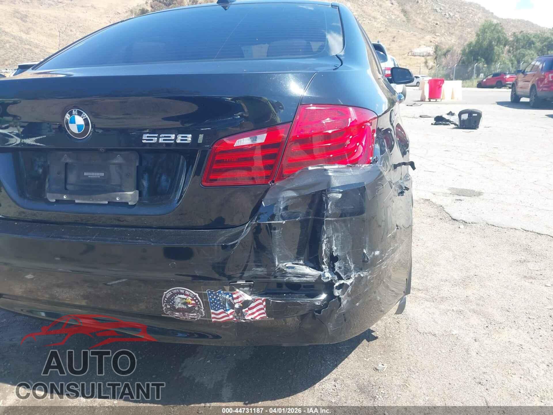 BMW 528I 2015 - WBA5A5C50FD517059