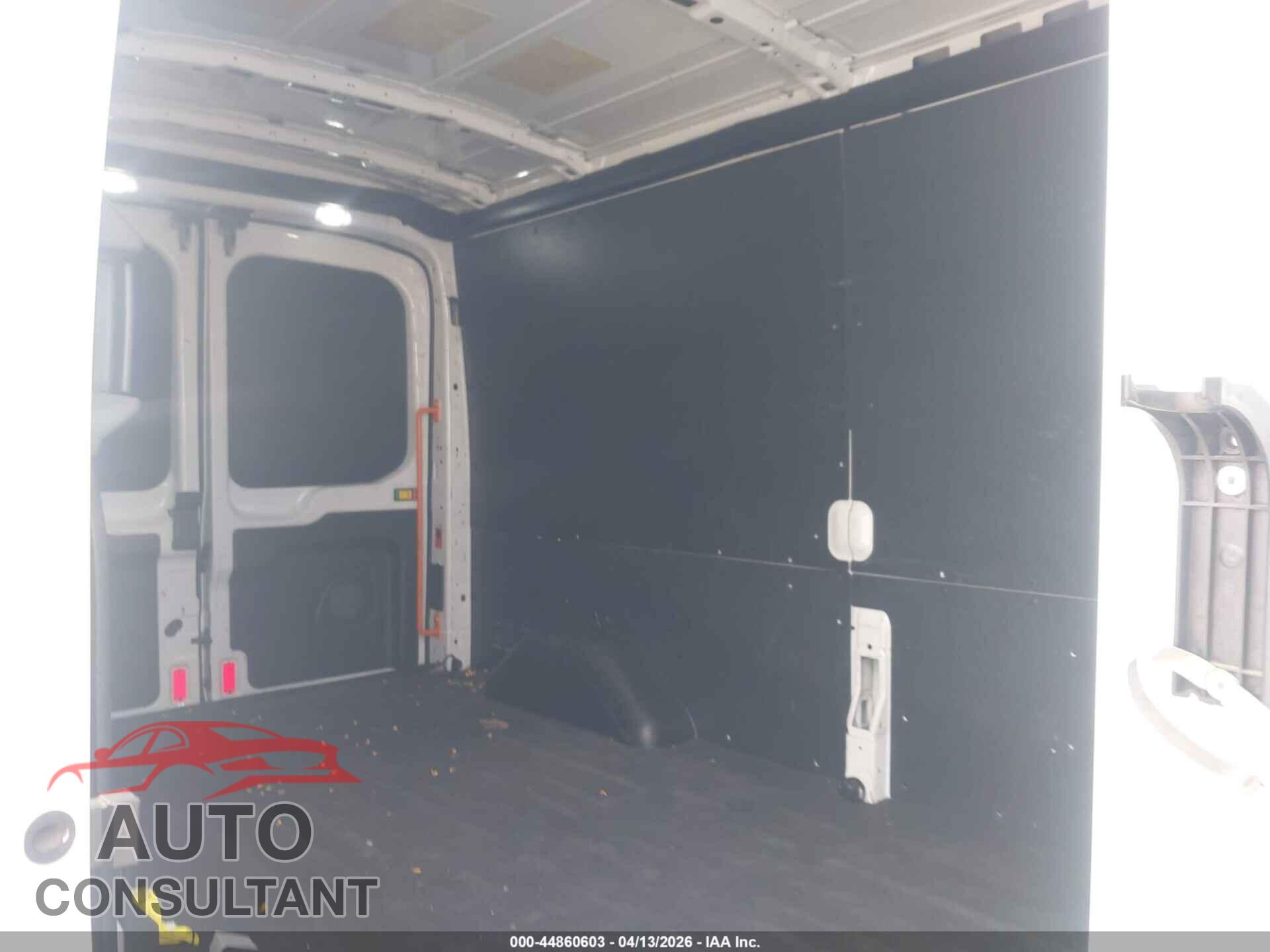 FORD TRANSIT-150 2019 - 1FTYE2CM0KKB61776