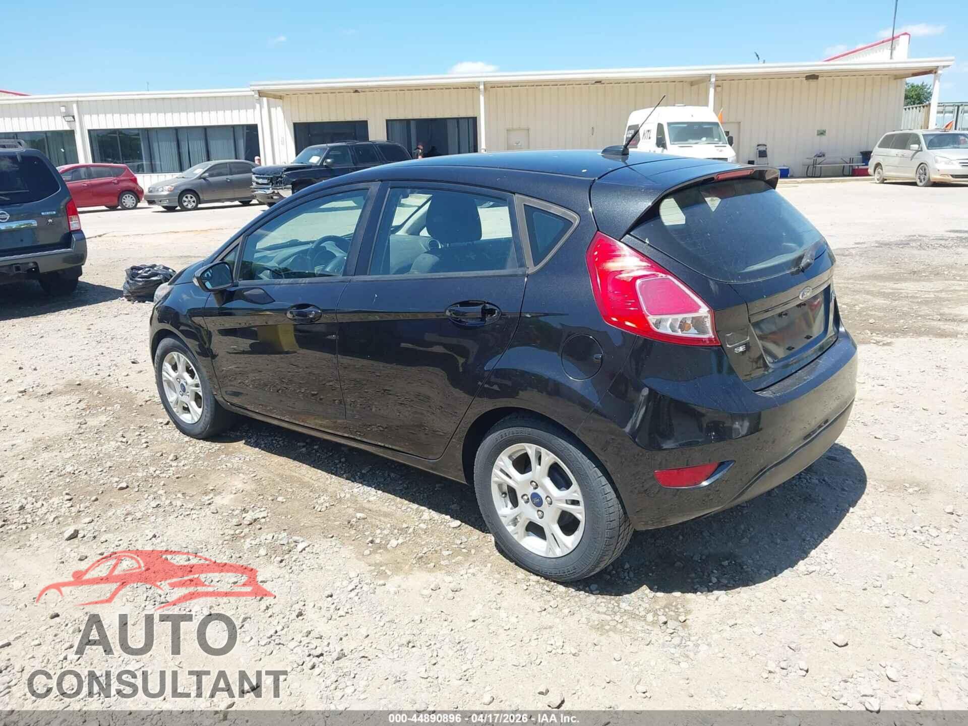 FORD FIESTA 2015 - 3FADP4EJ5FM117543