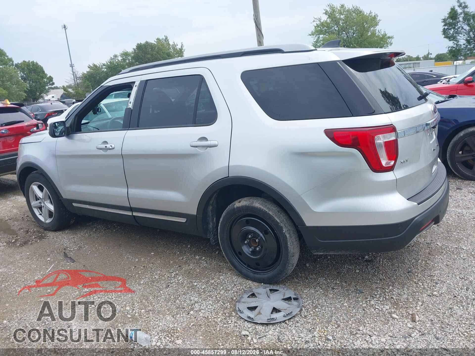 FORD EXPLORER 2018 - 1FM5K7D86JGB77150