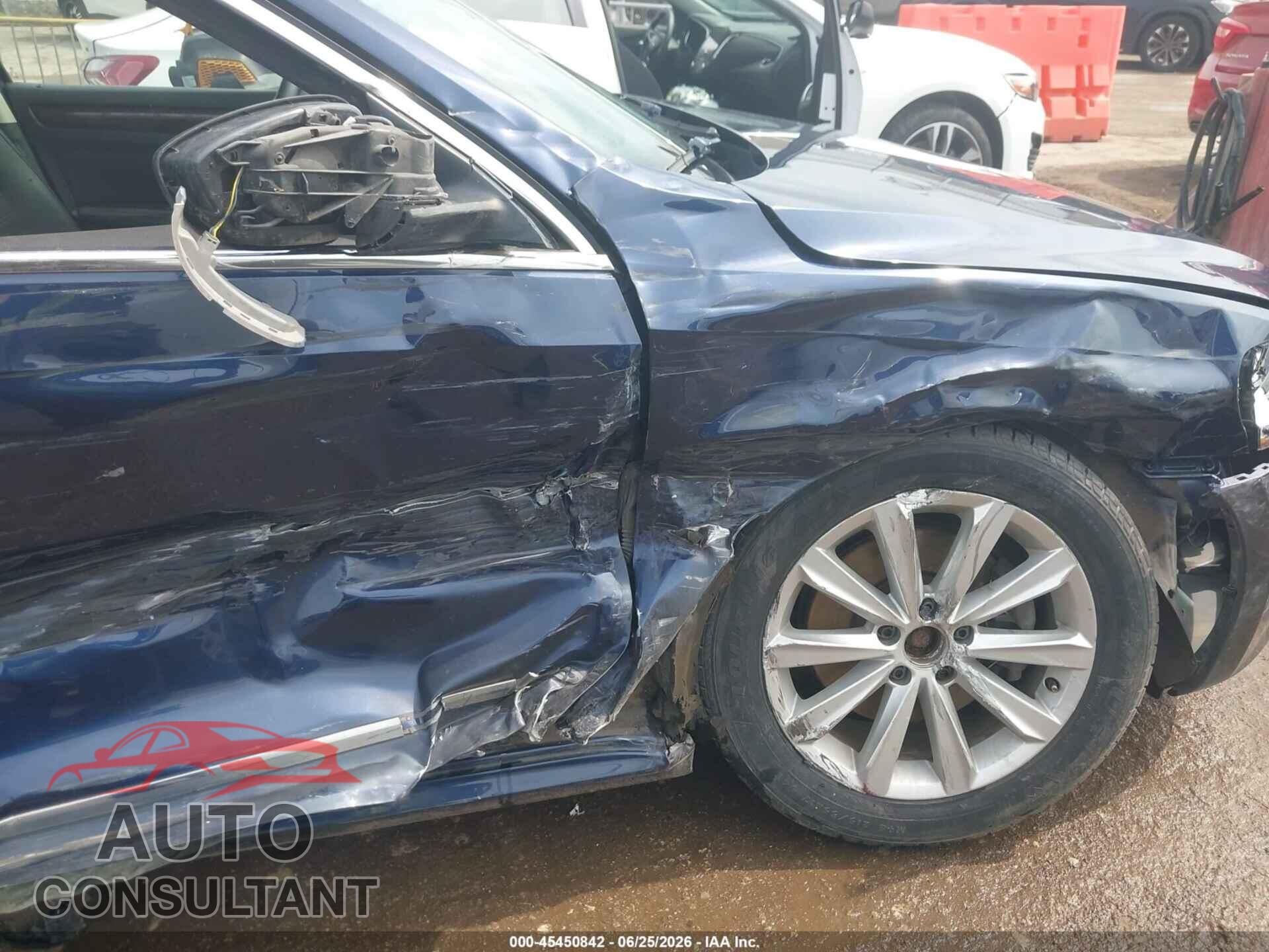 VOLKSWAGEN PASSAT 2012 - 1VWCP7A36CC027441