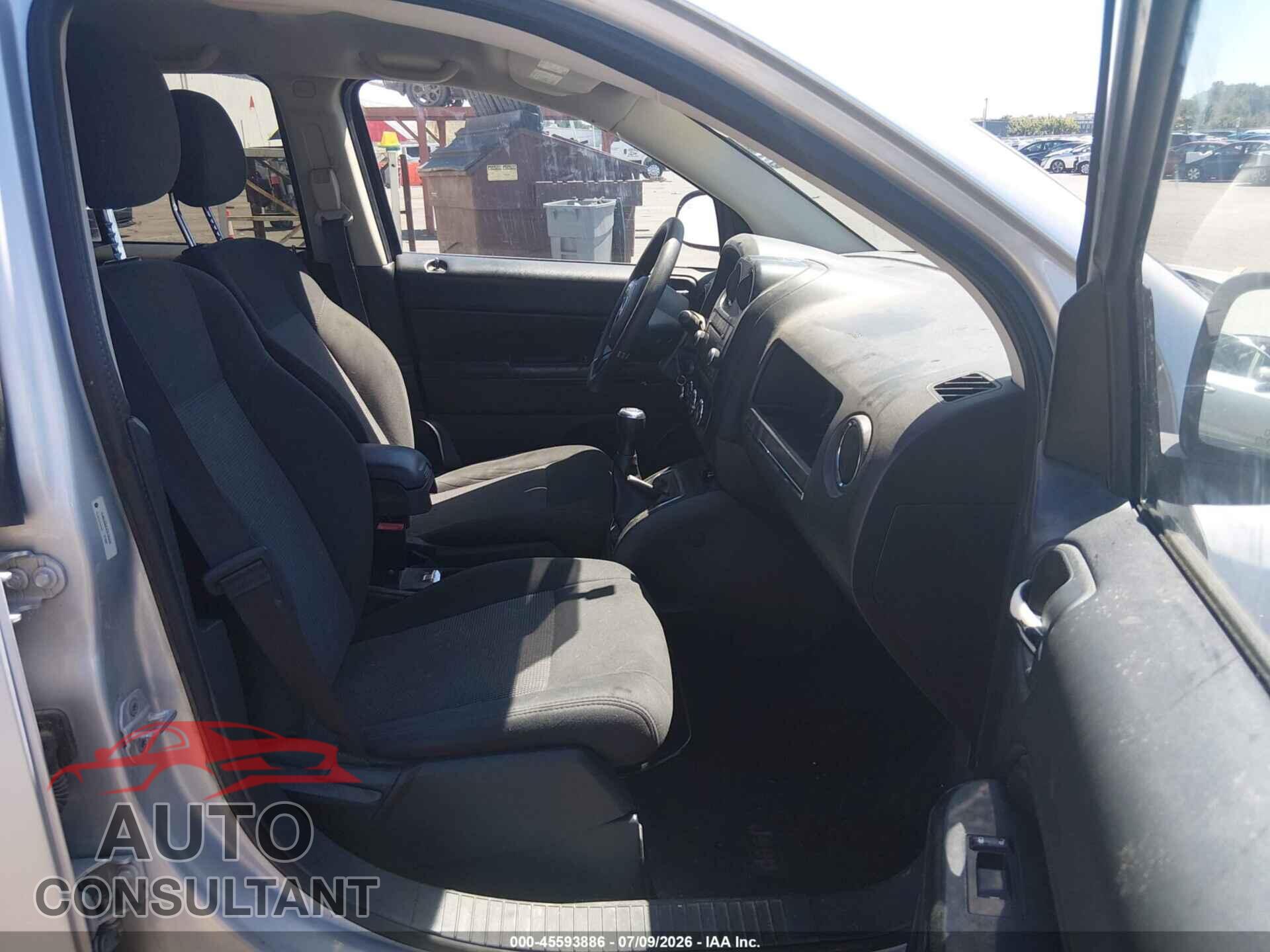 JEEP COMPASS 2012 - 1C4NJDBB3CD705686