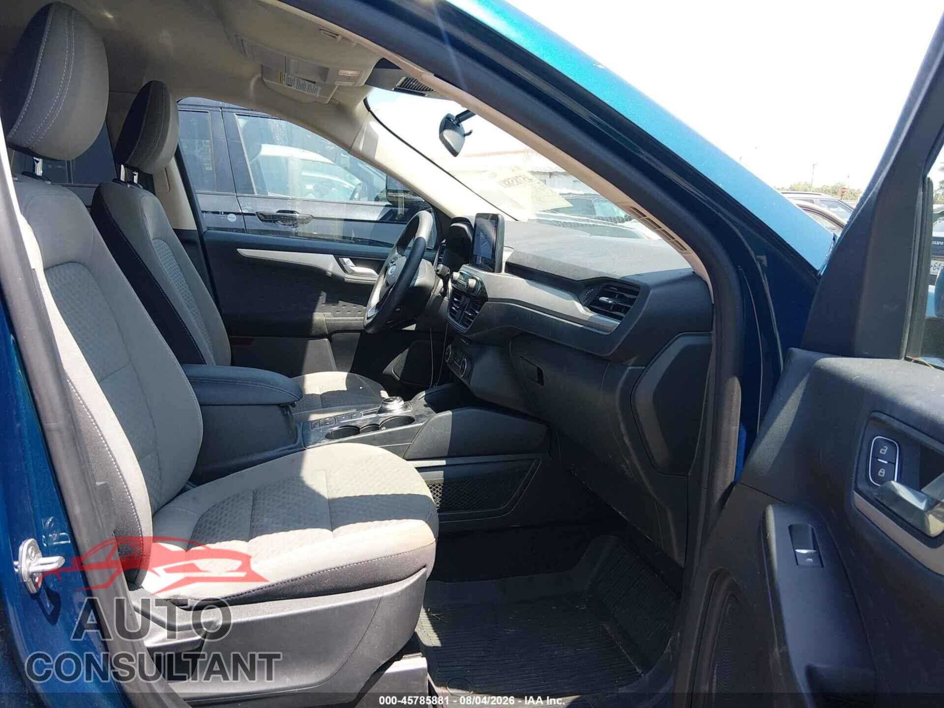 FORD ESCAPE 2020 - 1FMCU0G61LUA39989