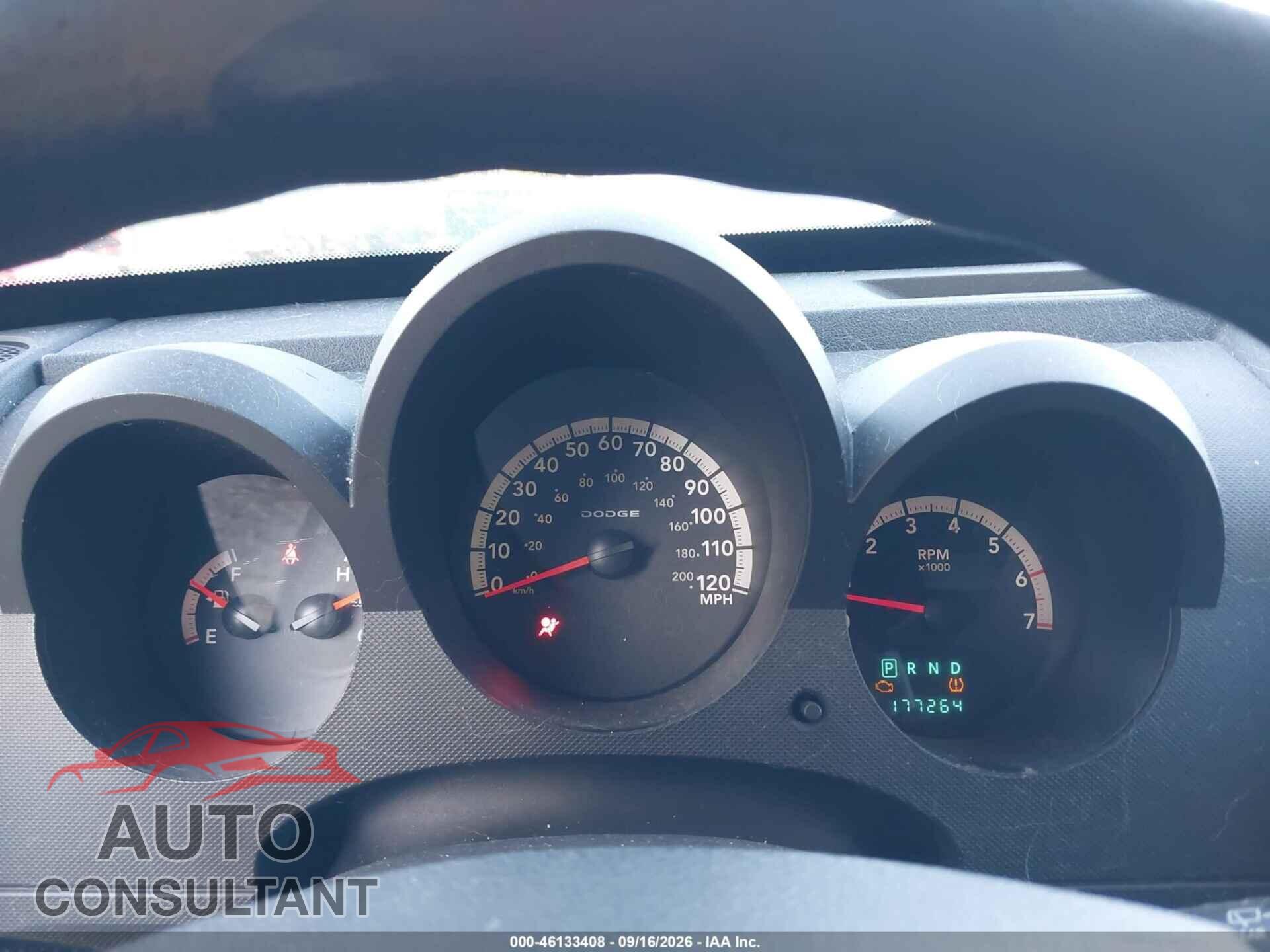 DODGE NITRO 2011 - 1D4PU2GK5BW521952