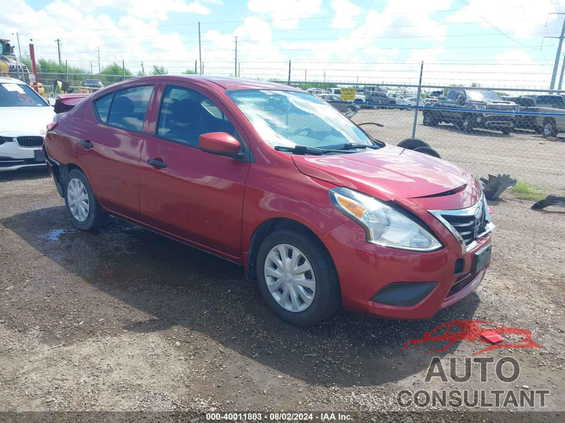 NISSAN VERSA 2018 - 3N1CN7AP3JL864762