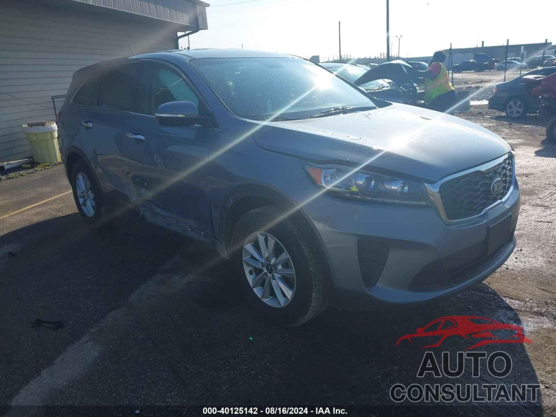 KIA SORENTO 2019 - 5XYPG4A36KG598215