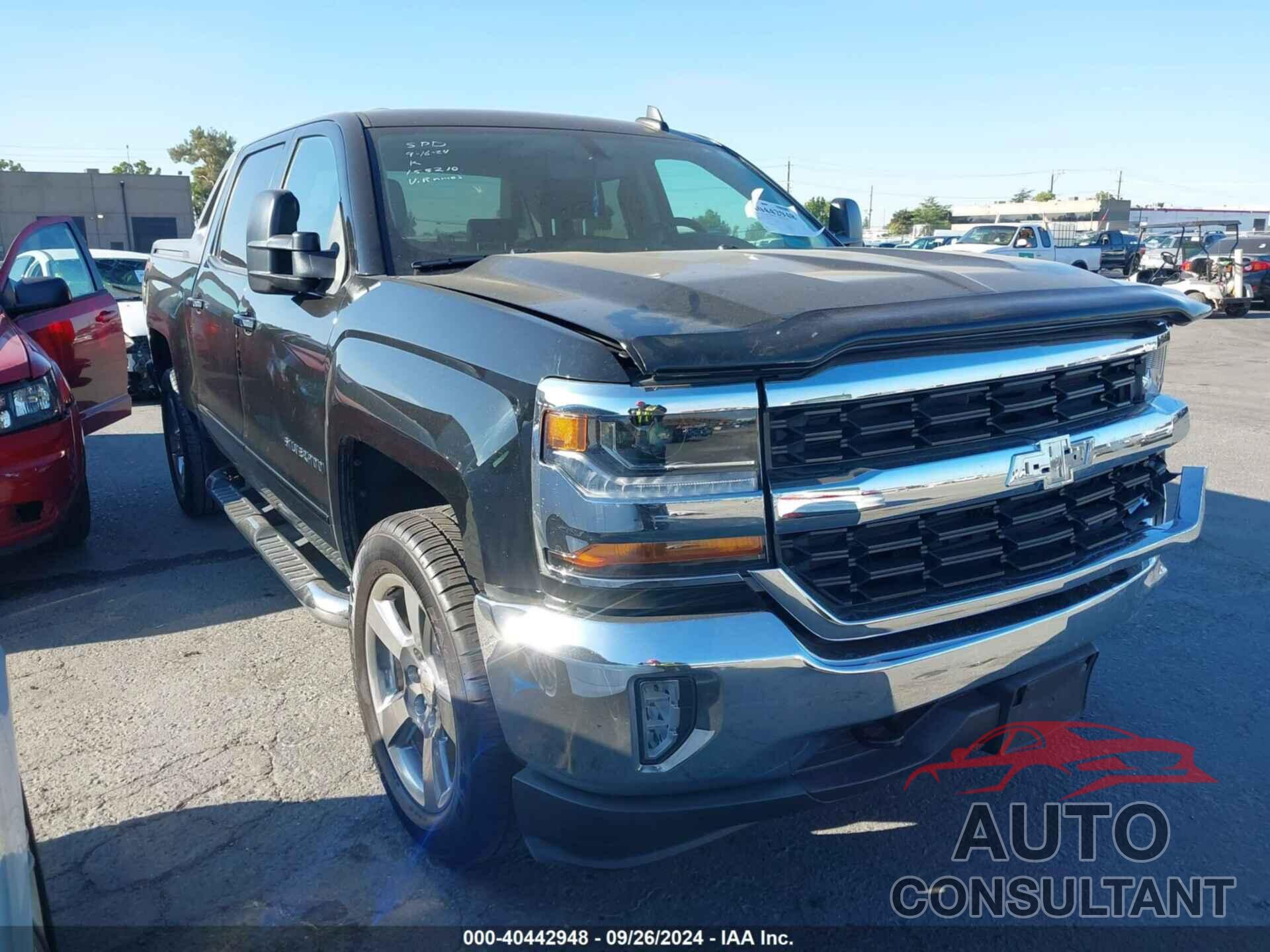 CHEVROLET SILVERADO 2018 - 3GCUKREC8JG144279