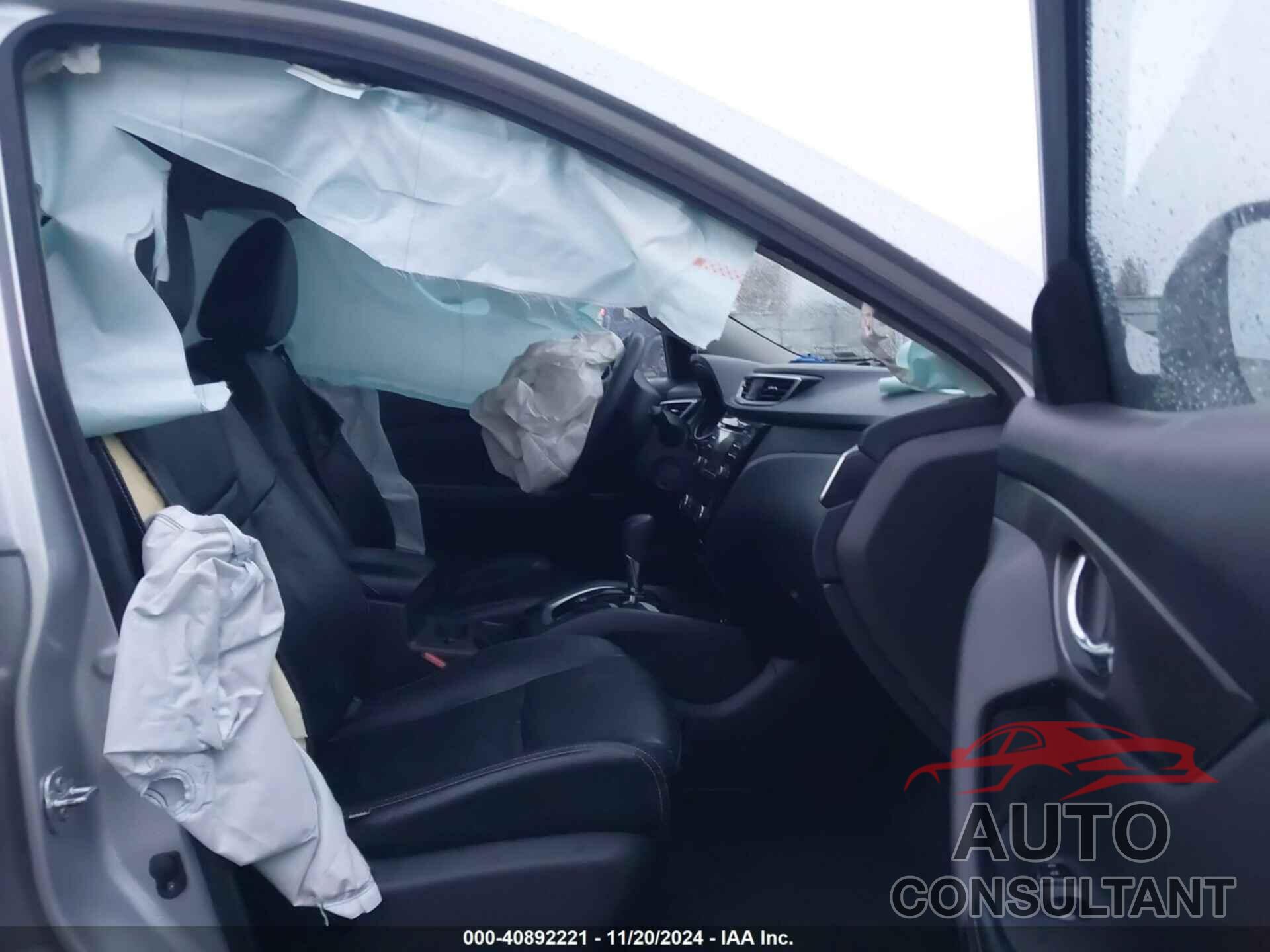 NISSAN ROGUE 2015 - KNMAT2MVXFP512409