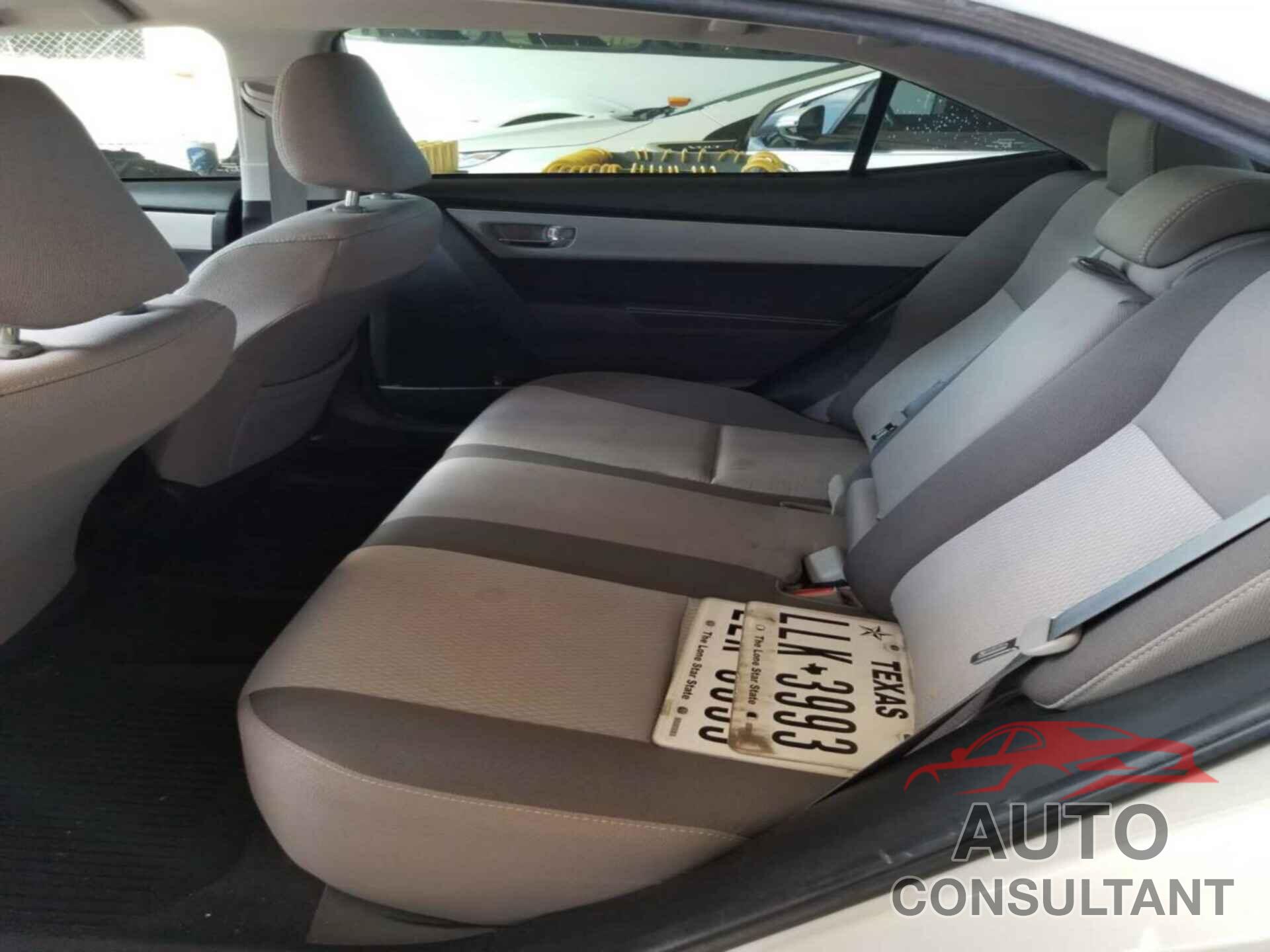 TOYOTA COROLLA 2018 - 2T1BURHE6JC033044