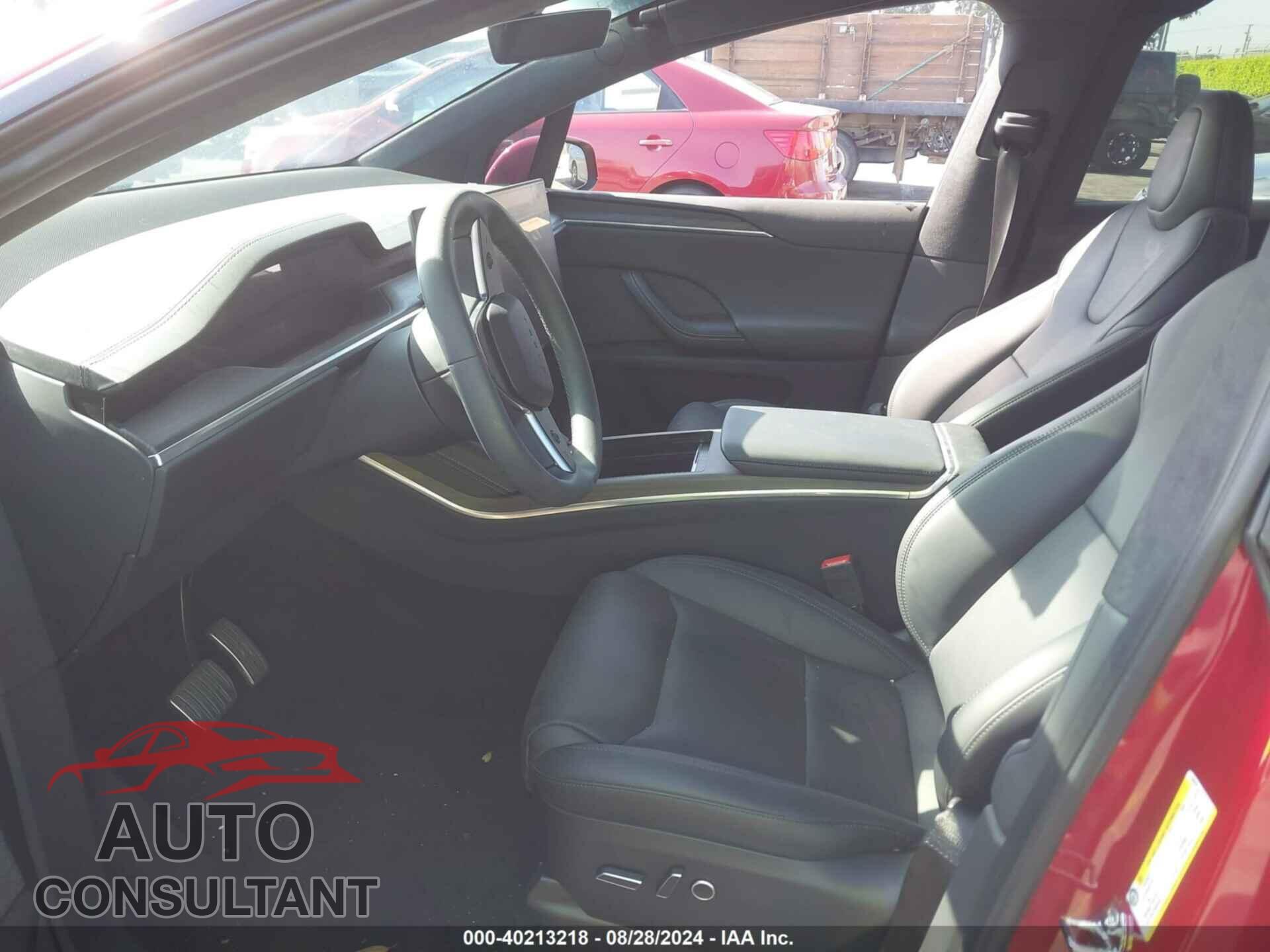 TESLA MODEL X 2024 - 7SAXCDE55RF436619